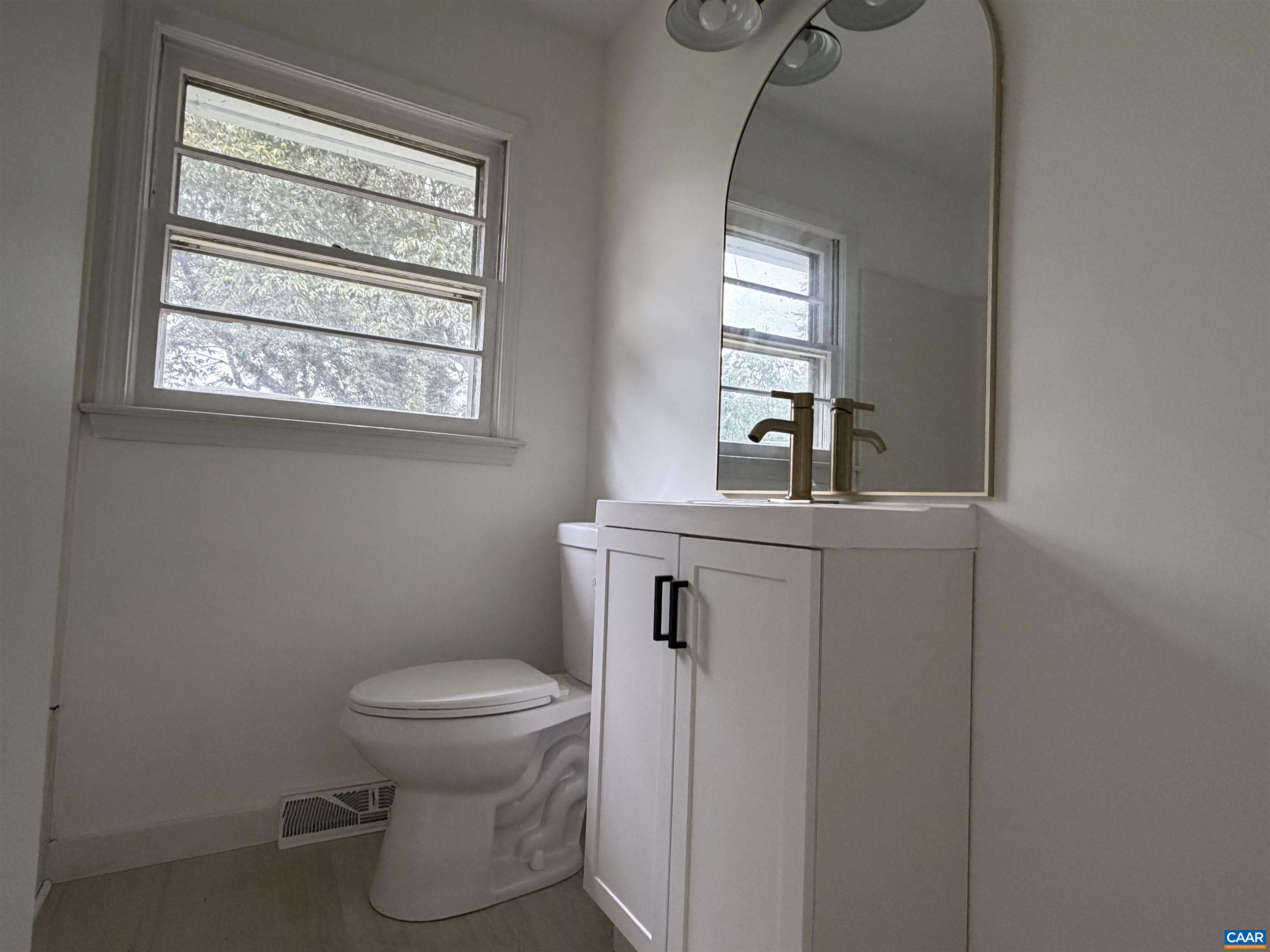 1225 AGNESE ST, CHARLOTTESVILLE, Virginia 22901, 3 Bedrooms Bedrooms, ,1 BathroomBathrooms,Residential,1225 AGNESE ST,682198 MLS # 682198 1225 AGNESE ST, CHARLOTTESVILLE, Virginia 22901, 3 Bedrooms Bedrooms, ,1 BathroomBathrooms,Residential,1225 AGNESE ST,682198 MLS # 682198