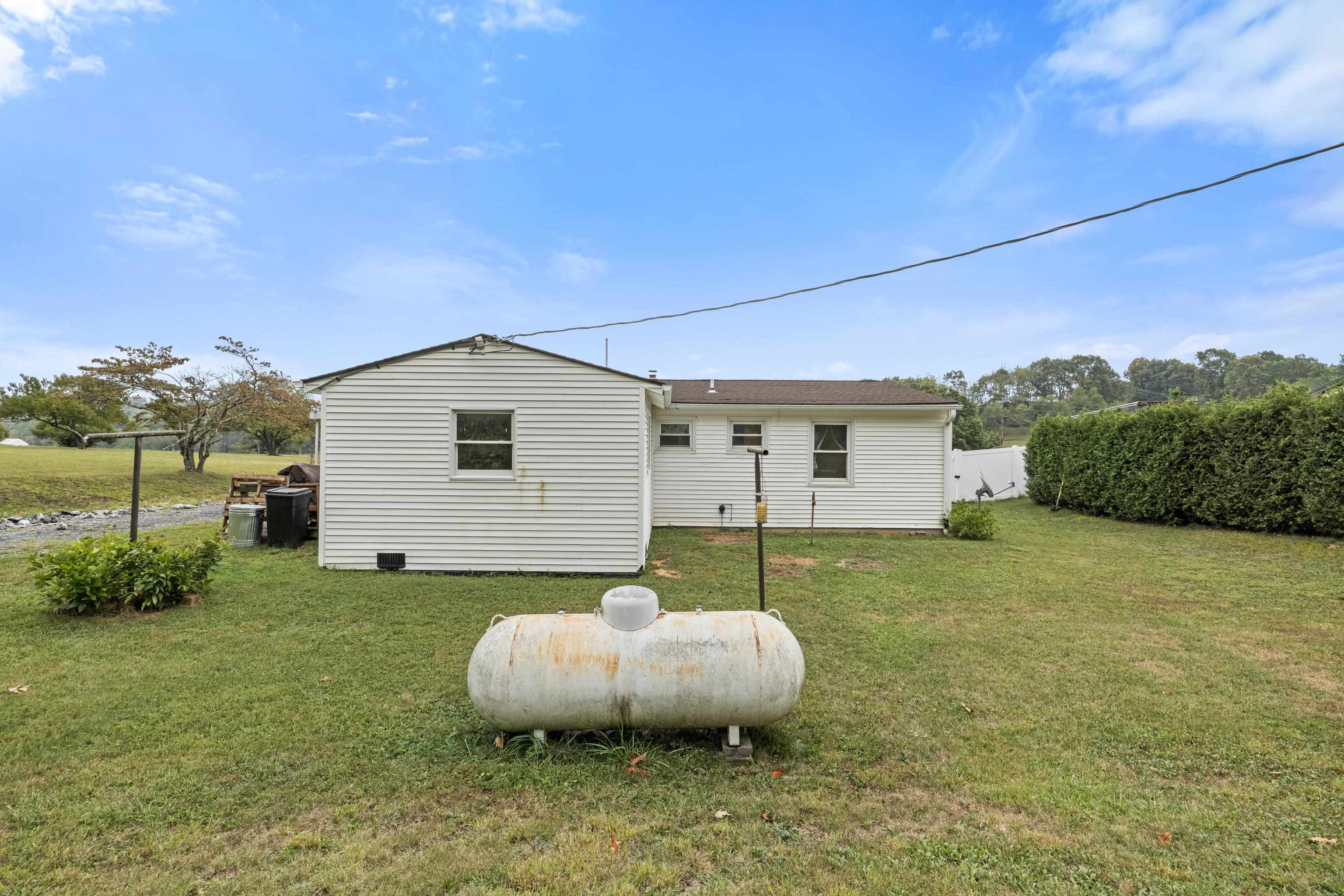 3284 MORRIS MILL RD, STAUNTON, Virginia 24401, 3 Bedrooms Bedrooms, ,1 BathroomBathrooms,Residential,3284 MORRIS MILL RD,682199 MLS # 682199 3284 MORRIS MILL RD, STAUNTON, Virginia 24401, 3 Bedrooms Bedrooms, ,1 BathroomBathrooms,Residential,3284 MORRIS MILL RD,682199 MLS # 682199