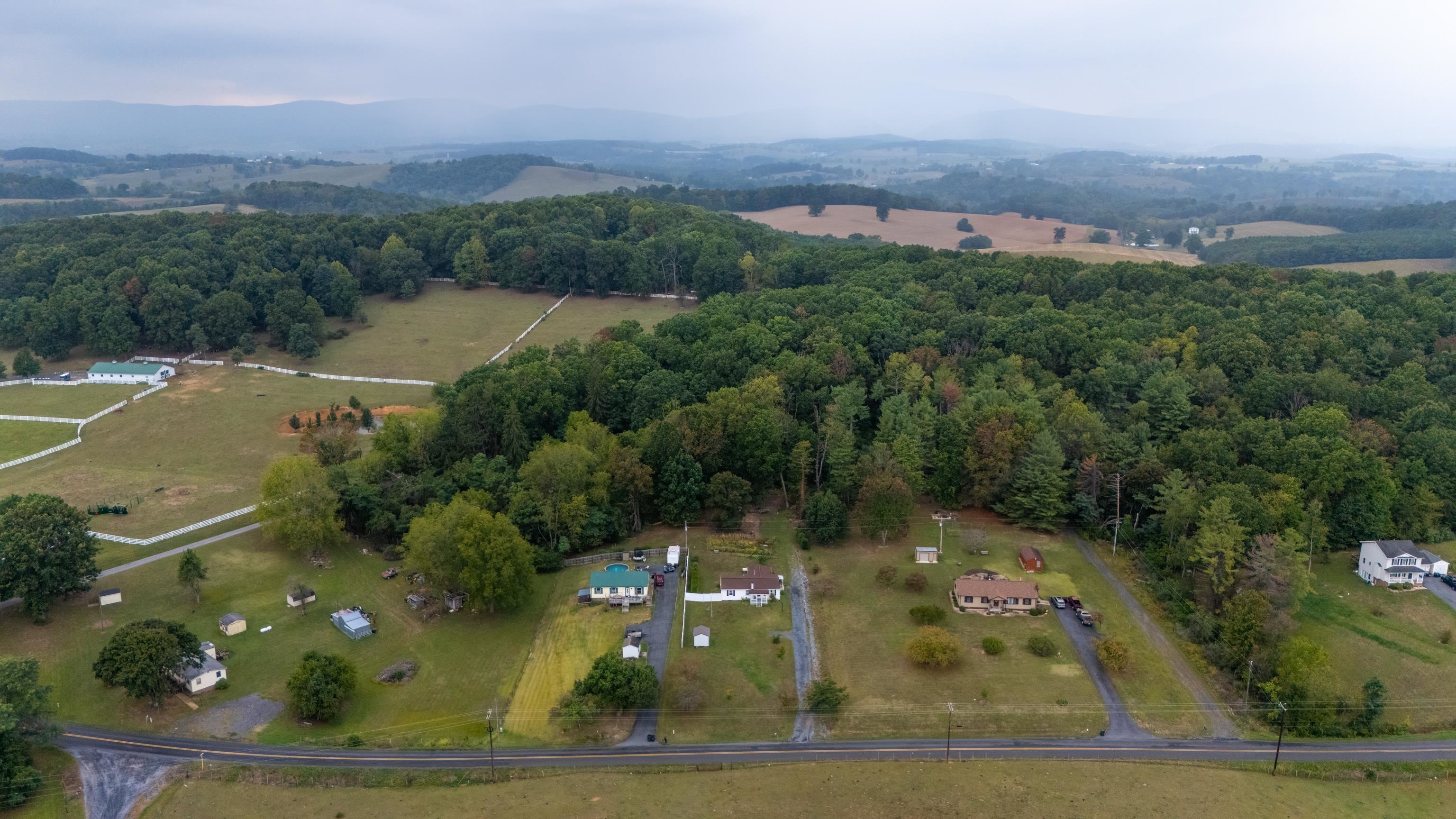 3284 MORRIS MILL RD, STAUNTON, Virginia 24401, 3 Bedrooms Bedrooms, ,1 BathroomBathrooms,Residential,3284 MORRIS MILL RD,682199 MLS # 682199 3284 MORRIS MILL RD, STAUNTON, Virginia 24401, 3 Bedrooms Bedrooms, ,1 BathroomBathrooms,Residential,3284 MORRIS MILL RD,682199 MLS # 682199