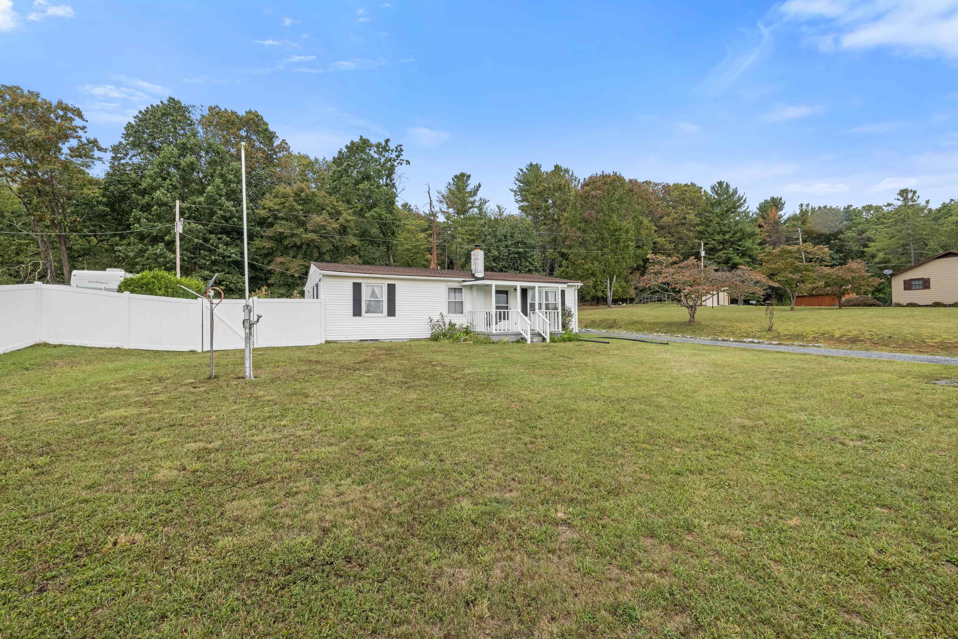 3284 MORRIS MILL RD, STAUNTON, Virginia 24401, 3 Bedrooms Bedrooms, ,1 BathroomBathrooms,Residential,3284 MORRIS MILL RD,682199 MLS # 682199 3284 MORRIS MILL RD, STAUNTON, Virginia 24401, 3 Bedrooms Bedrooms, ,1 BathroomBathrooms,Residential,3284 MORRIS MILL RD,682199 MLS # 682199