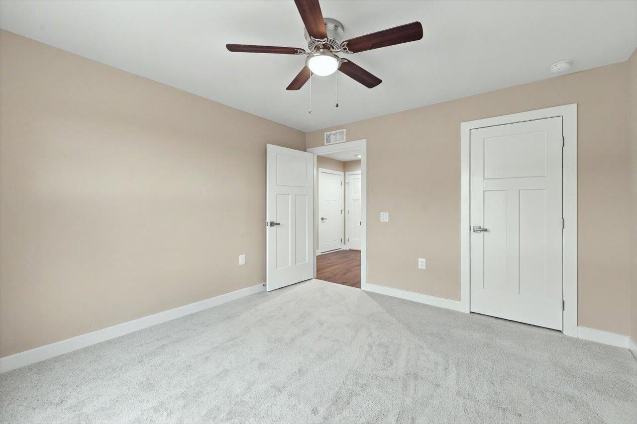 4570 MELVILLE ST, ROCKINGHAM, Virginia 22801, 3 Bedrooms Bedrooms, ,2 BathroomsBathrooms,Residential,4570 MELVILLE ST,682200 MLS # 682200 4570 MELVILLE ST, ROCKINGHAM, Virginia 22801, 3 Bedrooms Bedrooms, ,2 BathroomsBathrooms,Residential,4570 MELVILLE ST,682200 MLS # 682200
