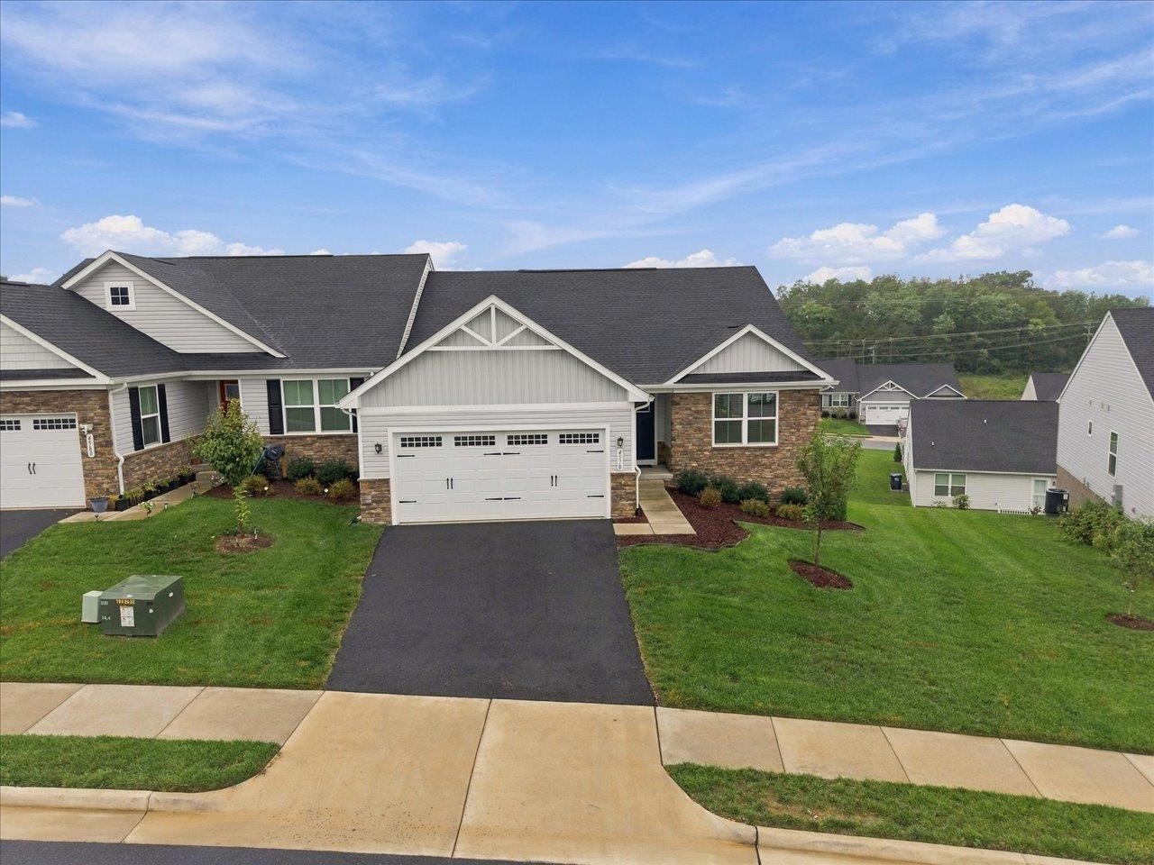 4570 MELVILLE ST, ROCKINGHAM, Virginia 22801, 3 Bedrooms Bedrooms, ,2 BathroomsBathrooms,Residential,4570 MELVILLE ST,682200 MLS # 682200 4570 MELVILLE ST, ROCKINGHAM, Virginia 22801, 3 Bedrooms Bedrooms, ,2 BathroomsBathrooms,Residential,4570 MELVILLE ST,682200 MLS # 682200