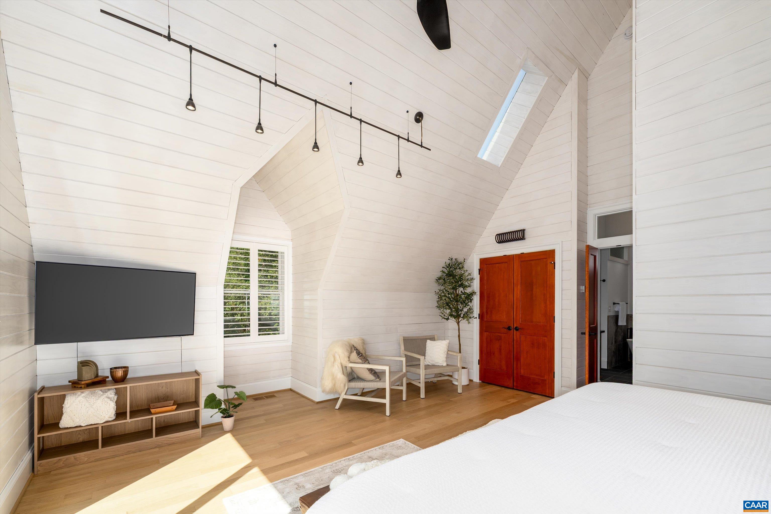 2852 MILTON RD, CHARLOTTESVILLE, Virginia 22902, 4 Bedrooms Bedrooms, ,5 BathroomsBathrooms,Residential,2852 MILTON RD,682205 MLS # 682205