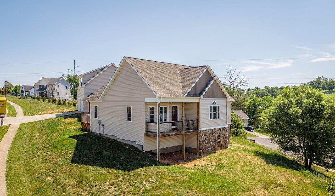 351 RAYANN LN, BROADWAY, Virginia 22815, 3 Bedrooms Bedrooms, ,2 BathroomsBathrooms,Residential,351 RAYANN LN,677607 MLS # 677607 351 RAYANN LN, BROADWAY, Virginia 22815, 3 Bedrooms Bedrooms, ,2 BathroomsBathrooms,Residential,351 RAYANN LN,677607 MLS # 677607