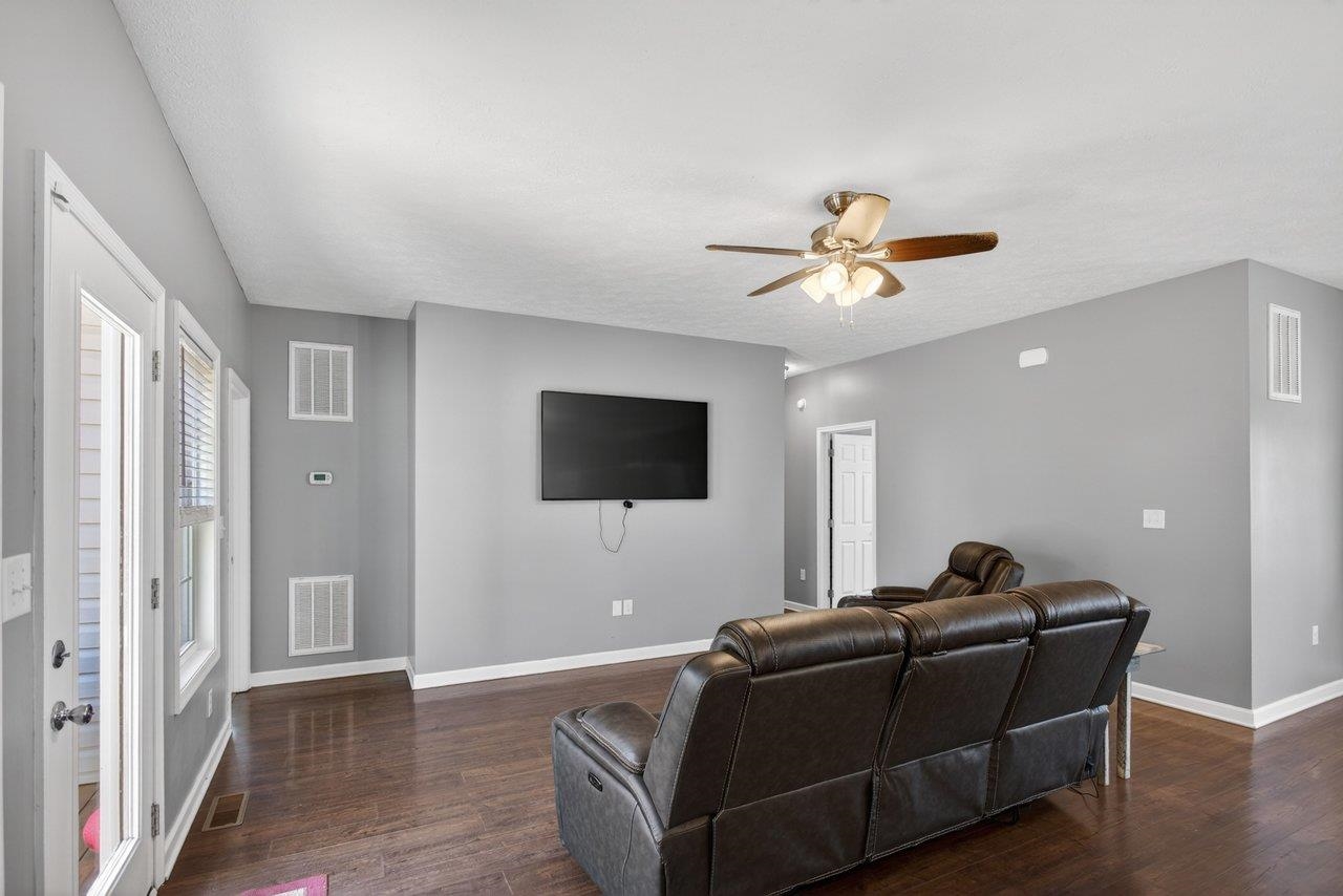 351 RAYANN LN, BROADWAY, Virginia 22815, 3 Bedrooms Bedrooms, ,2 BathroomsBathrooms,Residential,351 RAYANN LN,677607 MLS # 677607 351 RAYANN LN, BROADWAY, Virginia 22815, 3 Bedrooms Bedrooms, ,2 BathroomsBathrooms,Residential,351 RAYANN LN,677607 MLS # 677607