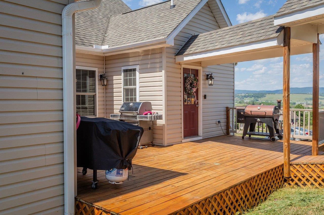 351 RAYANN LN, BROADWAY, Virginia 22815, 3 Bedrooms Bedrooms, ,2 BathroomsBathrooms,Residential,351 RAYANN LN,677607 MLS # 677607 351 RAYANN LN, BROADWAY, Virginia 22815, 3 Bedrooms Bedrooms, ,2 BathroomsBathrooms,Residential,351 RAYANN LN,677607 MLS # 677607