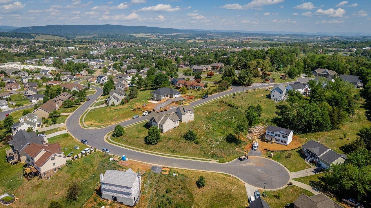 351 RAYANN LN, BROADWAY, Virginia 22815, 3 Bedrooms Bedrooms, ,2 BathroomsBathrooms,Residential,351 RAYANN LN,677607 MLS # 677607 351 RAYANN LN, BROADWAY, Virginia 22815, 3 Bedrooms Bedrooms, ,2 BathroomsBathrooms,Residential,351 RAYANN LN,677607 MLS # 677607