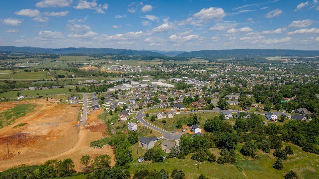 351 RAYANN LN, BROADWAY, Virginia 22815, 3 Bedrooms Bedrooms, ,2 BathroomsBathrooms,Residential,351 RAYANN LN,677607 MLS # 677607 351 RAYANN LN, BROADWAY, Virginia 22815, 3 Bedrooms Bedrooms, ,2 BathroomsBathrooms,Residential,351 RAYANN LN,677607 MLS # 677607