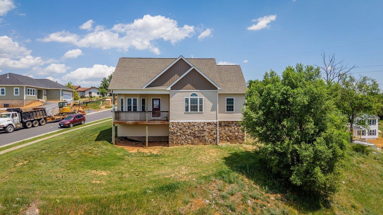 351 RAYANN LN, BROADWAY, Virginia 22815, 3 Bedrooms Bedrooms, ,2 BathroomsBathrooms,Residential,351 RAYANN LN,677607 MLS # 677607 351 RAYANN LN, BROADWAY, Virginia 22815, 3 Bedrooms Bedrooms, ,2 BathroomsBathrooms,Residential,351 RAYANN LN,677607 MLS # 677607