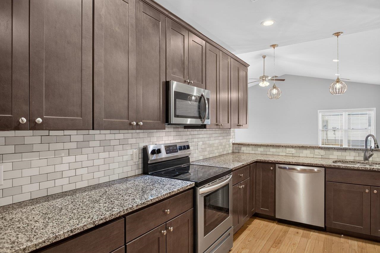 805 COLTSFOOT LN, MCGAHEYSVILLE, Virginia 22840, 3 Bedrooms Bedrooms, ,2 BathroomsBathrooms,Residential,805 COLTSFOOT LN,681813 MLS # 681813