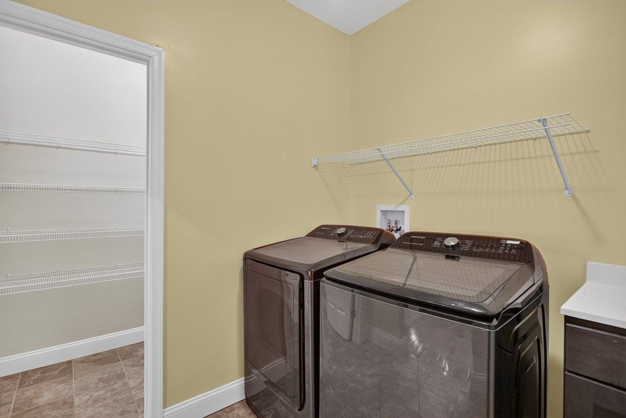 805 COLTSFOOT LN, MCGAHEYSVILLE, Virginia 22840, 3 Bedrooms Bedrooms, ,2 BathroomsBathrooms,Residential,805 COLTSFOOT LN,681813 MLS # 681813