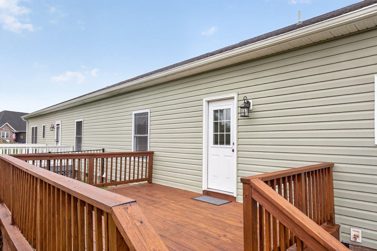 805 COLTSFOOT LN, MCGAHEYSVILLE, Virginia 22840, 3 Bedrooms Bedrooms, ,2 BathroomsBathrooms,Residential,805 COLTSFOOT LN,681813 MLS # 681813