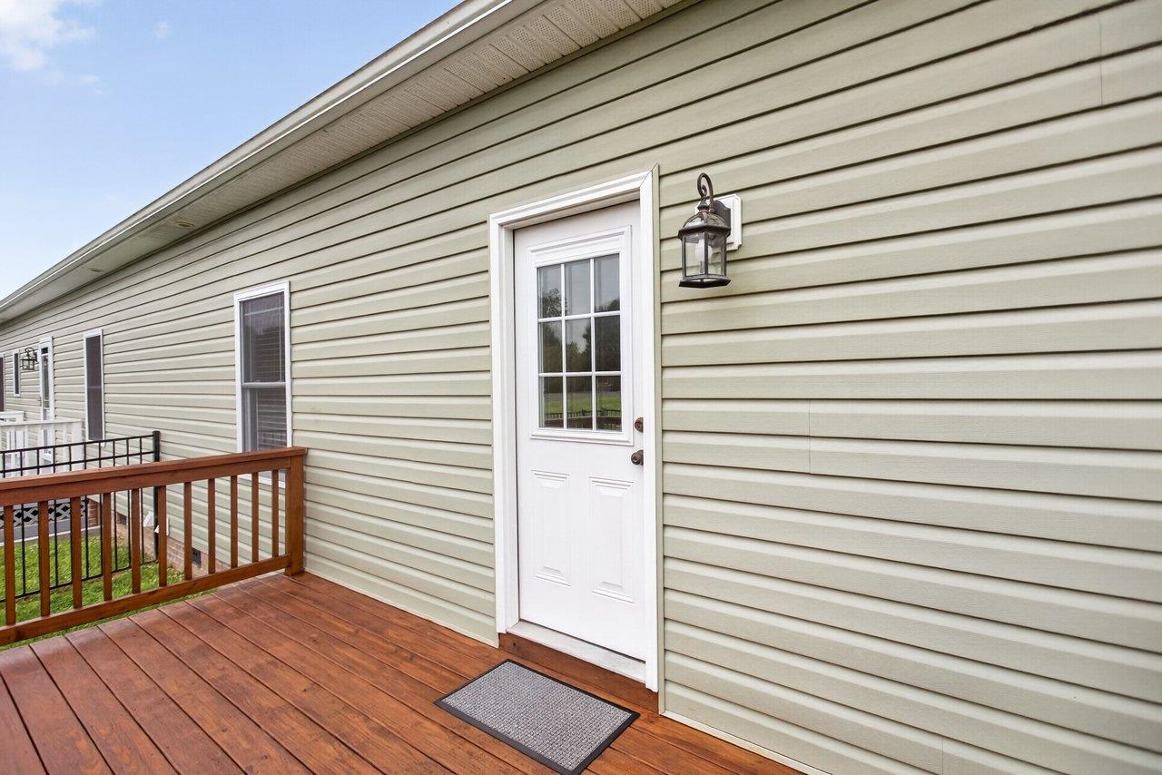 805 COLTSFOOT LN, MCGAHEYSVILLE, Virginia 22840, 3 Bedrooms Bedrooms, ,2 BathroomsBathrooms,Residential,805 COLTSFOOT LN,681813 MLS # 681813