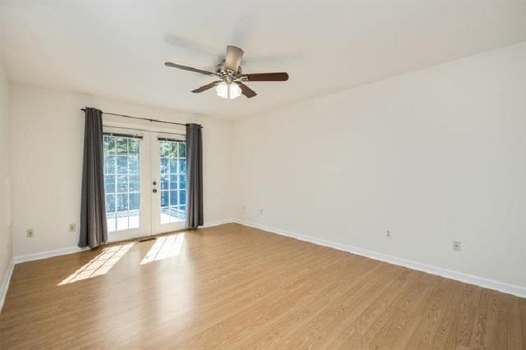 28 LITTLE CHESTNUT LN, LYNDHURST, Virginia 22952, 3 Bedrooms Bedrooms, ,2 BathroomsBathrooms,Residential,28 LITTLE CHESTNUT LN,682209 MLS # 682209 28 LITTLE CHESTNUT LN, LYNDHURST, Virginia 22952, 3 Bedrooms Bedrooms, ,2 BathroomsBathrooms,Residential,28 LITTLE CHESTNUT LN,682209 MLS # 682209