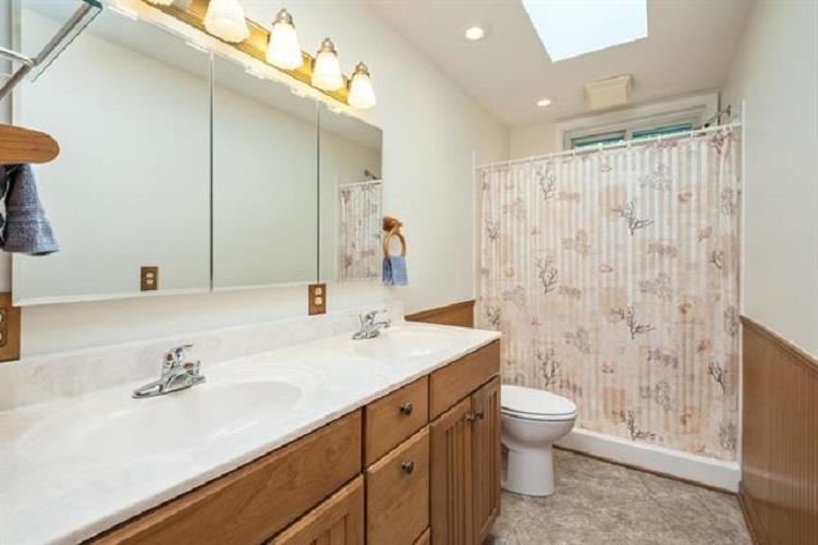 28 LITTLE CHESTNUT LN, LYNDHURST, Virginia 22952, 3 Bedrooms Bedrooms, ,2 BathroomsBathrooms,Residential,28 LITTLE CHESTNUT LN,682209 MLS # 682209 28 LITTLE CHESTNUT LN, LYNDHURST, Virginia 22952, 3 Bedrooms Bedrooms, ,2 BathroomsBathrooms,Residential,28 LITTLE CHESTNUT LN,682209 MLS # 682209