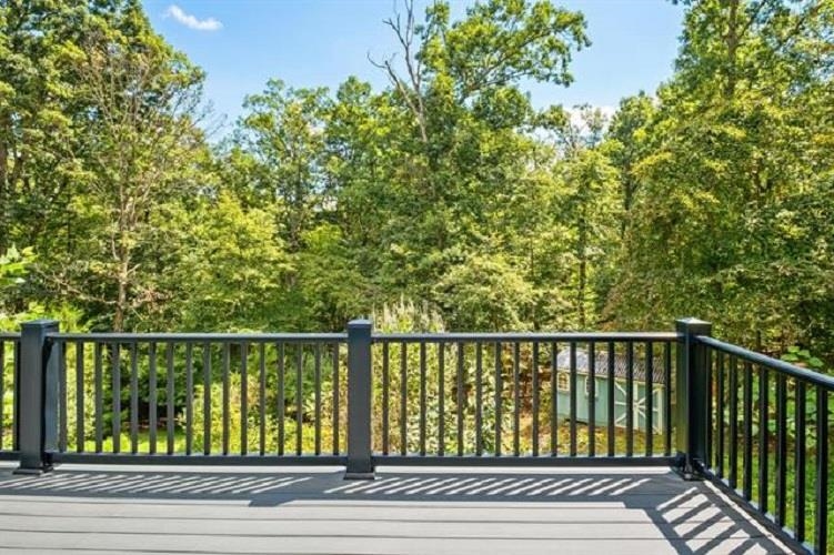 28 LITTLE CHESTNUT LN, LYNDHURST, Virginia 22952, 3 Bedrooms Bedrooms, ,2 BathroomsBathrooms,Residential,28 LITTLE CHESTNUT LN,682209 MLS # 682209 28 LITTLE CHESTNUT LN, LYNDHURST, Virginia 22952, 3 Bedrooms Bedrooms, ,2 BathroomsBathrooms,Residential,28 LITTLE CHESTNUT LN,682209 MLS # 682209