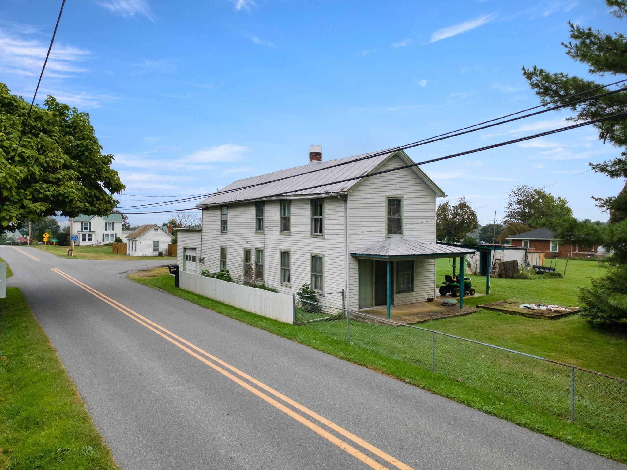 2905 PINEVILLE RD, MCGAHEYSVILLE, Virginia 22840, 3 Bedrooms Bedrooms, ,1 BathroomBathrooms,Residential,2905 PINEVILLE RD,682225 MLS # 682225 2905 PINEVILLE RD, MCGAHEYSVILLE, Virginia 22840, 3 Bedrooms Bedrooms, ,1 BathroomBathrooms,Residential,2905 PINEVILLE RD,682225 MLS # 682225