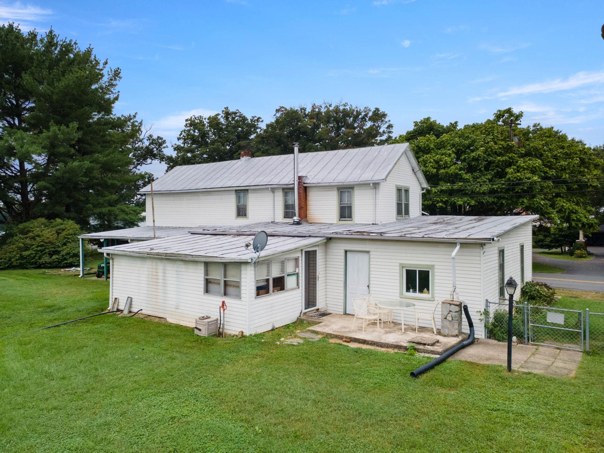 2905 PINEVILLE RD, MCGAHEYSVILLE, Virginia 22840, 3 Bedrooms Bedrooms, ,1 BathroomBathrooms,Residential,2905 PINEVILLE RD,682225 MLS # 682225 2905 PINEVILLE RD, MCGAHEYSVILLE, Virginia 22840, 3 Bedrooms Bedrooms, ,1 BathroomBathrooms,Residential,2905 PINEVILLE RD,682225 MLS # 682225