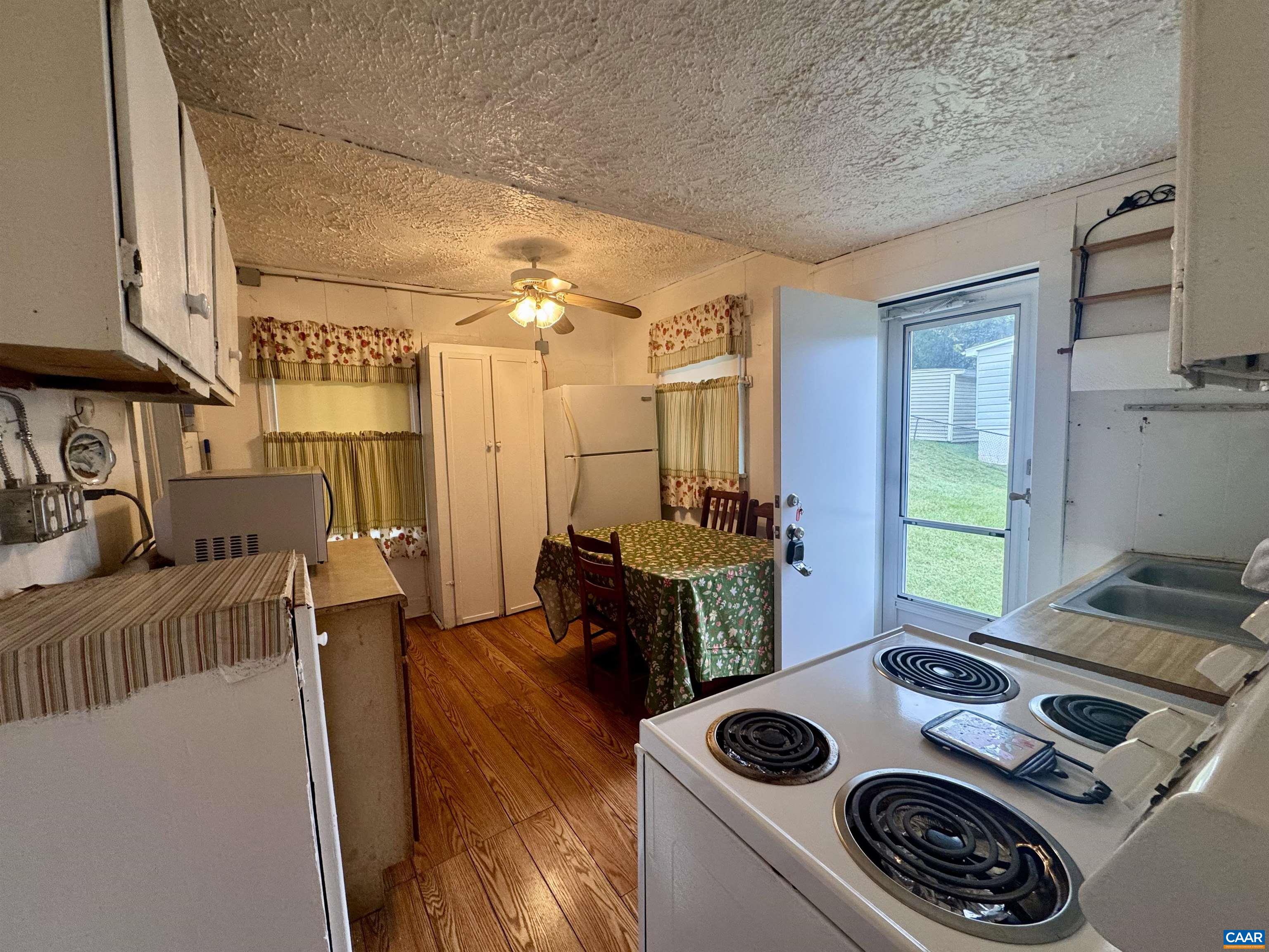 1311 JACKSON ST, STAUNTON, Virginia 24401, 3 Bedrooms Bedrooms, ,1 BathroomBathrooms,Residential,1311 JACKSON ST,682228 MLS # 682228 1311 JACKSON ST, STAUNTON, Virginia 24401, 3 Bedrooms Bedrooms, ,1 BathroomBathrooms,Residential,1311 JACKSON ST,682228 MLS # 682228