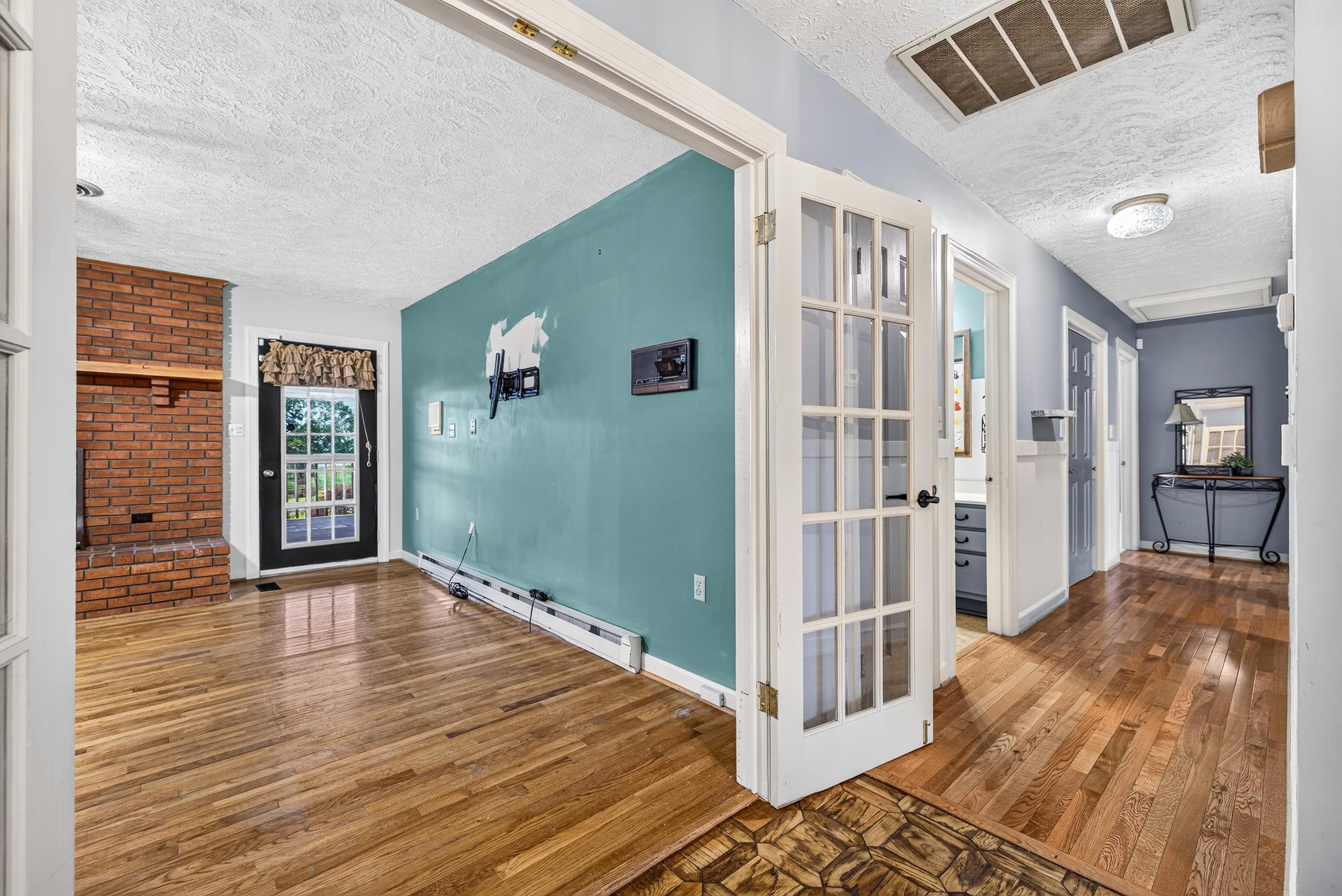 116 DENBROOK LN, LURAY, Virginia 22835, 3 Bedrooms Bedrooms, ,2 BathroomsBathrooms,Residential,116 DENBROOK LN,681726 MLS # 681726 116 DENBROOK LN, LURAY, Virginia 22835, 3 Bedrooms Bedrooms, ,2 BathroomsBathrooms,Residential,116 DENBROOK LN,681726 MLS # 681726