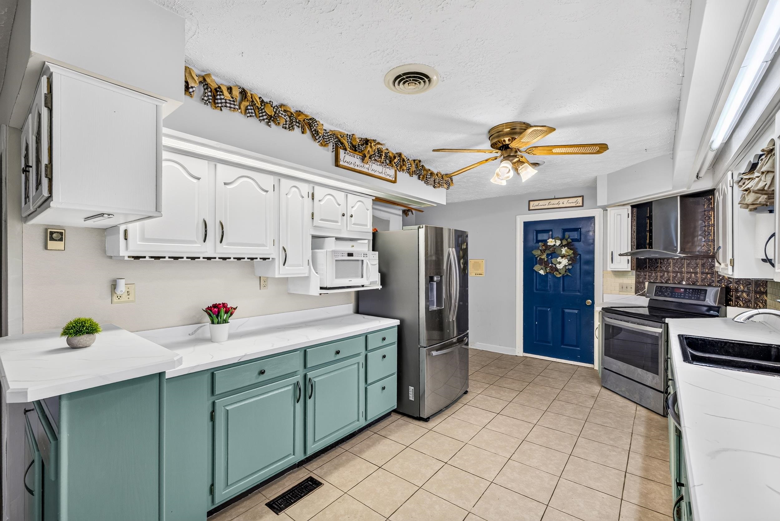 116 DENBROOK LN, LURAY, Virginia 22835, 3 Bedrooms Bedrooms, ,2 BathroomsBathrooms,Residential,116 DENBROOK LN,681726 MLS # 681726 116 DENBROOK LN, LURAY, Virginia 22835, 3 Bedrooms Bedrooms, ,2 BathroomsBathrooms,Residential,116 DENBROOK LN,681726 MLS # 681726