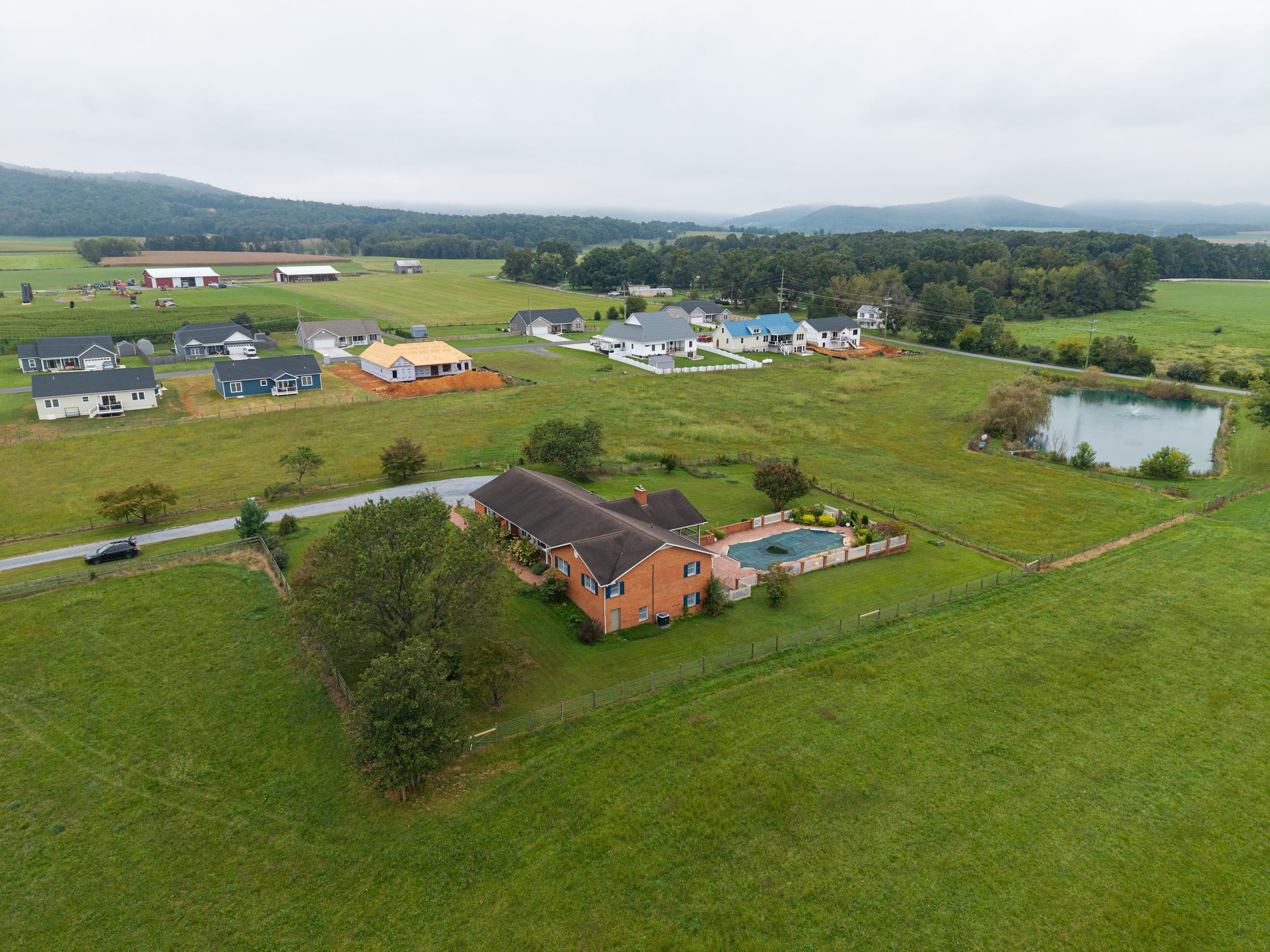 116 DENBROOK LN, LURAY, Virginia 22835, 3 Bedrooms Bedrooms, ,2 BathroomsBathrooms,Residential,116 DENBROOK LN,681726 MLS # 681726 116 DENBROOK LN, LURAY, Virginia 22835, 3 Bedrooms Bedrooms, ,2 BathroomsBathrooms,Residential,116 DENBROOK LN,681726 MLS # 681726