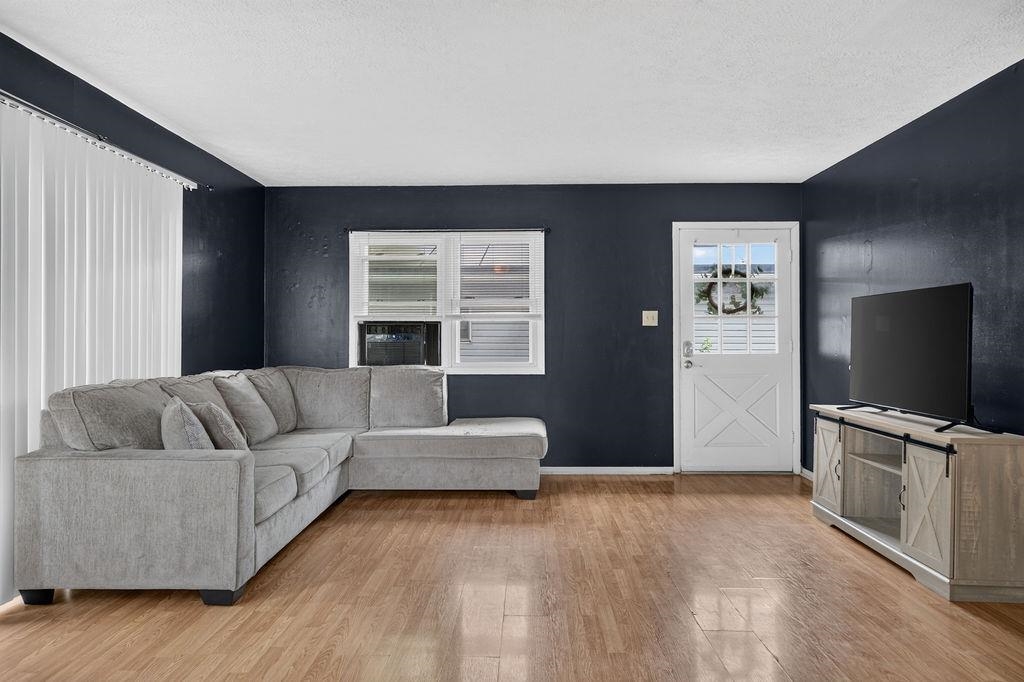 848 FAIRFAX AVE, WAYNESBORO, Virginia 22980, 3 Bedrooms Bedrooms, ,1 BathroomBathrooms,Residential,848 FAIRFAX AVE,682232 MLS # 682232 848 FAIRFAX AVE, WAYNESBORO, Virginia 22980, 3 Bedrooms Bedrooms, ,1 BathroomBathrooms,Residential,848 FAIRFAX AVE,682232 MLS # 682232