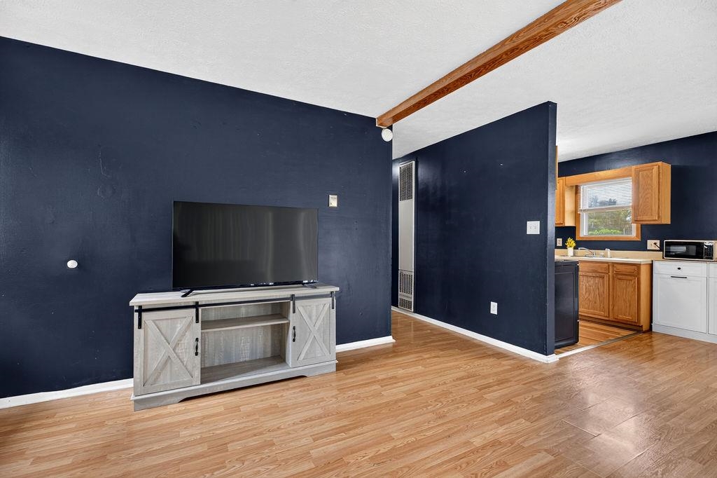 848 FAIRFAX AVE, WAYNESBORO, Virginia 22980, 3 Bedrooms Bedrooms, ,1 BathroomBathrooms,Residential,848 FAIRFAX AVE,682232 MLS # 682232 848 FAIRFAX AVE, WAYNESBORO, Virginia 22980, 3 Bedrooms Bedrooms, ,1 BathroomBathrooms,Residential,848 FAIRFAX AVE,682232 MLS # 682232