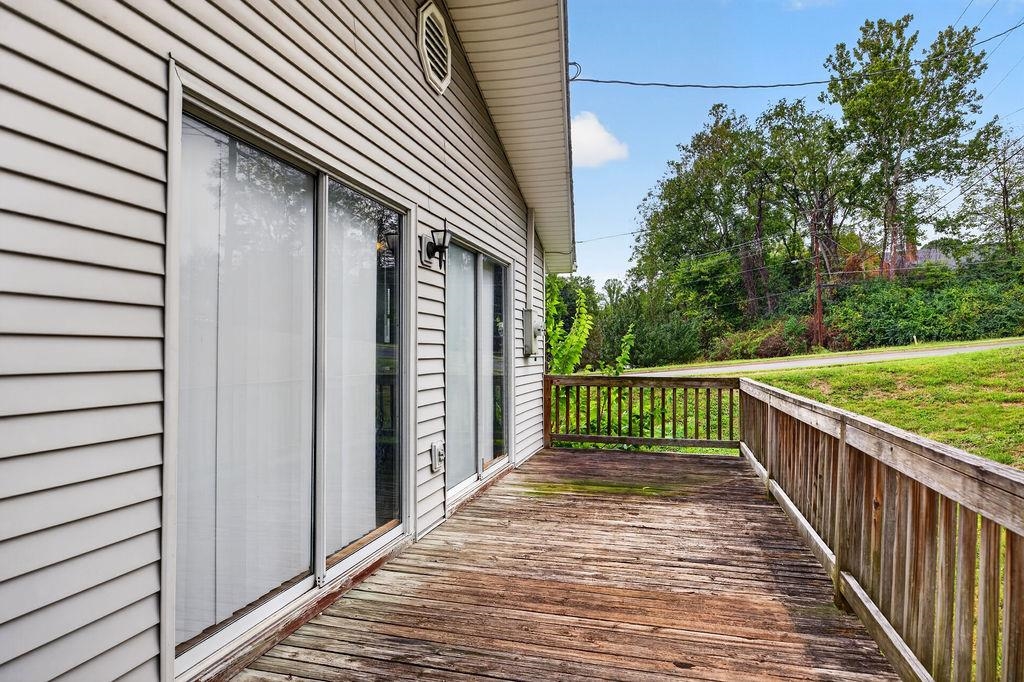 848 FAIRFAX AVE, WAYNESBORO, Virginia 22980, 3 Bedrooms Bedrooms, ,1 BathroomBathrooms,Residential,848 FAIRFAX AVE,682232 MLS # 682232 848 FAIRFAX AVE, WAYNESBORO, Virginia 22980, 3 Bedrooms Bedrooms, ,1 BathroomBathrooms,Residential,848 FAIRFAX AVE,682232 MLS # 682232