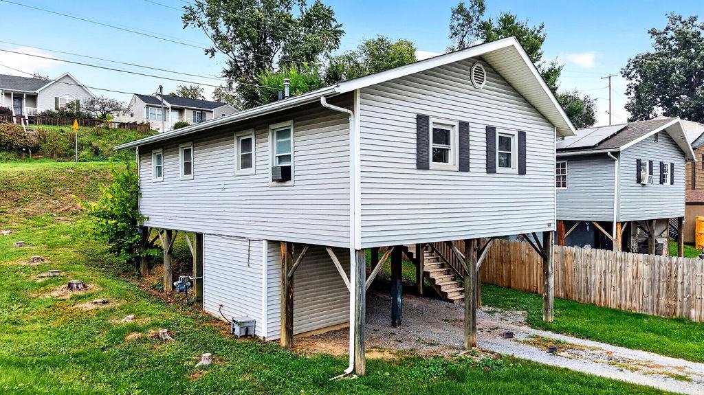848 FAIRFAX AVE, WAYNESBORO, Virginia 22980, 3 Bedrooms Bedrooms, ,1 BathroomBathrooms,Residential,848 FAIRFAX AVE,682232 MLS # 682232 848 FAIRFAX AVE, WAYNESBORO, Virginia 22980, 3 Bedrooms Bedrooms, ,1 BathroomBathrooms,Residential,848 FAIRFAX AVE,682232 MLS # 682232