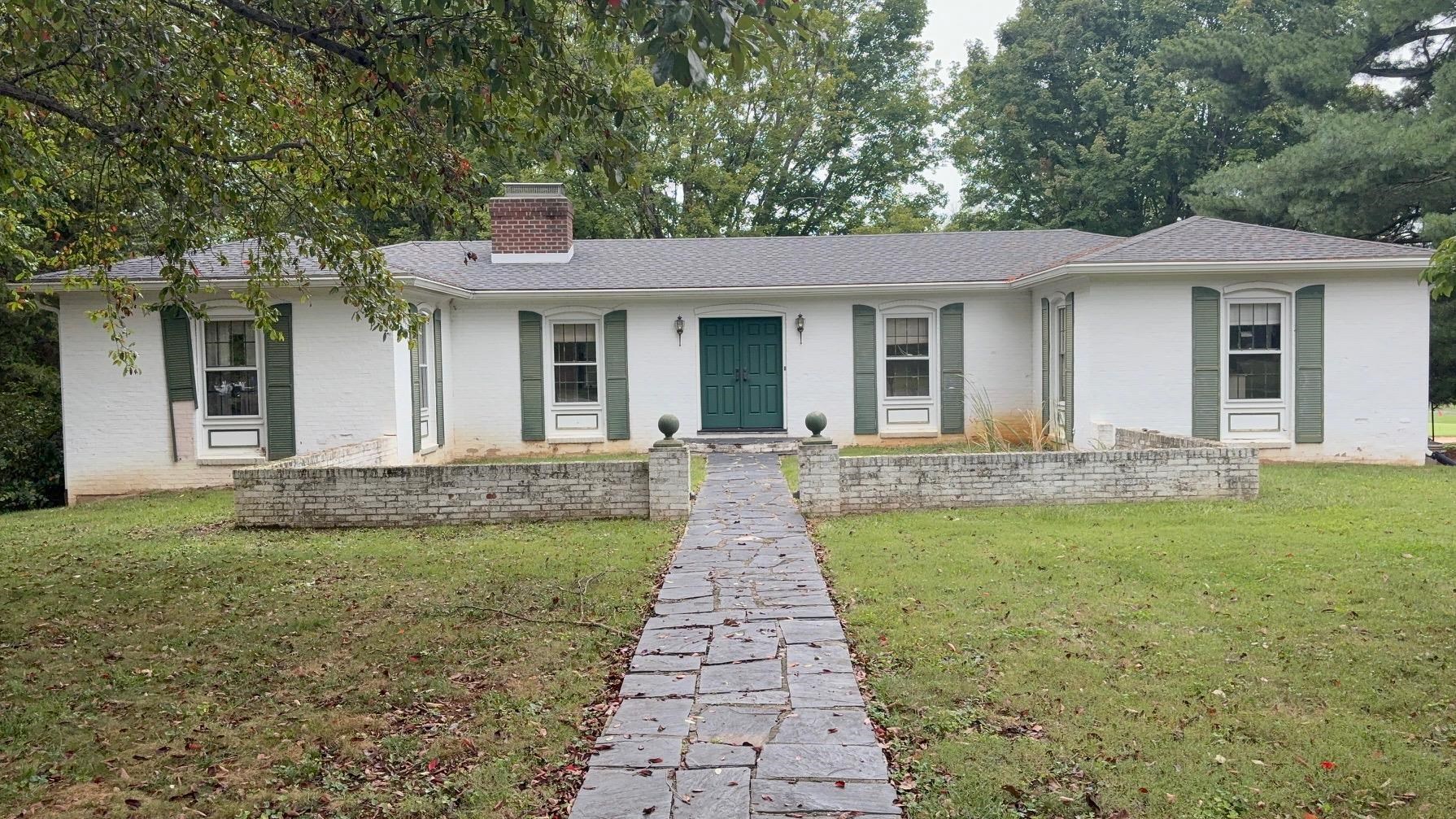 1249 NOVA DR, WAYNESBORO, Virginia 22980, 4 Bedrooms Bedrooms, ,2 BathroomsBathrooms,Residential,Golf Course Treasure,1249 NOVA DR,682241 MLS # 682241 1249 NOVA DR, WAYNESBORO, Virginia 22980, 4 Bedrooms Bedrooms, ,2 BathroomsBathrooms,Residential,Golf Course Treasure,1249 NOVA DR,682241 MLS # 682241
