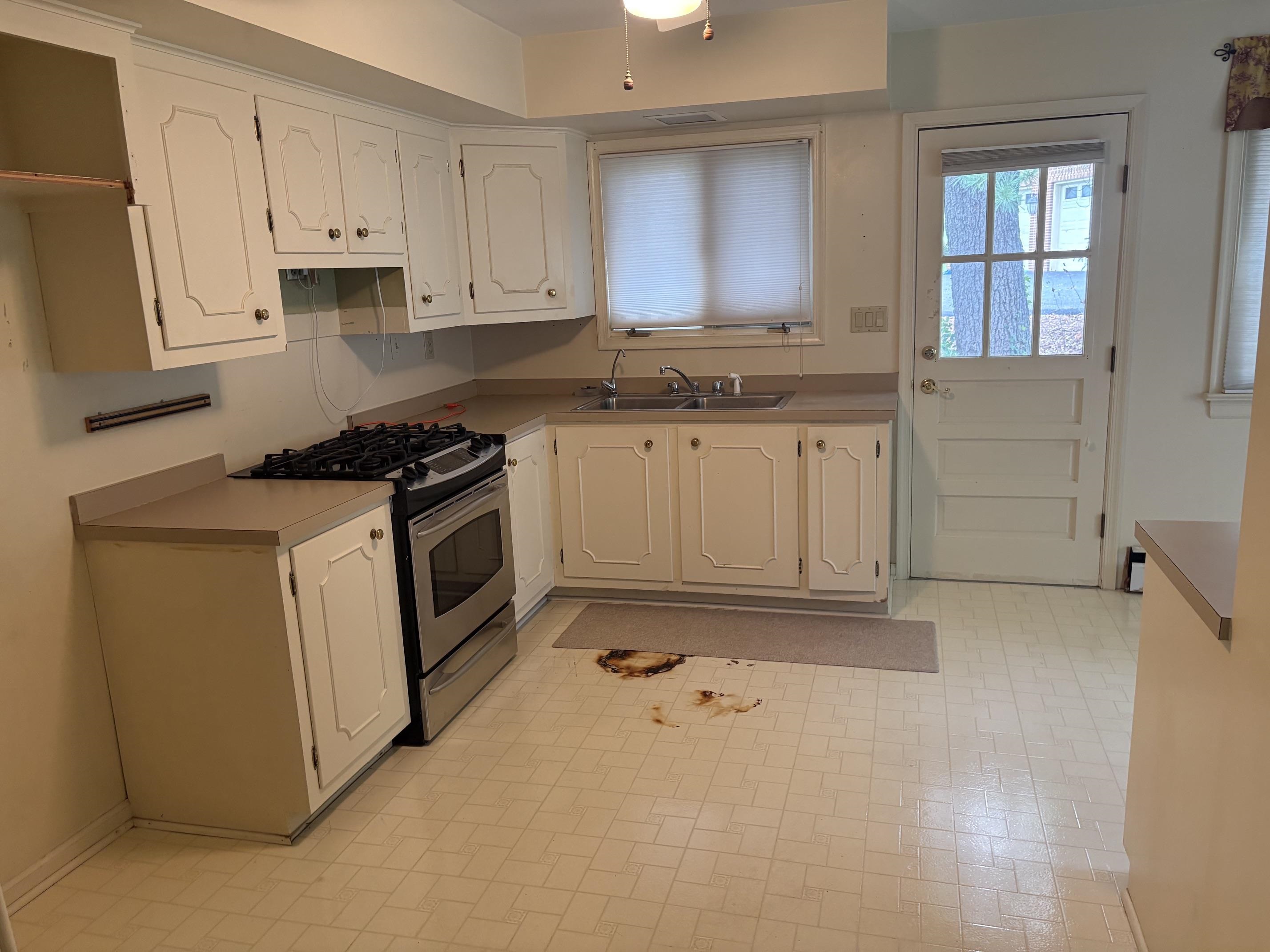 1249 NOVA DR, WAYNESBORO, Virginia 22980, 4 Bedrooms Bedrooms, ,2 BathroomsBathrooms,Residential,Golf Course Treasure,1249 NOVA DR,682241 MLS # 682241 1249 NOVA DR, WAYNESBORO, Virginia 22980, 4 Bedrooms Bedrooms, ,2 BathroomsBathrooms,Residential,Golf Course Treasure,1249 NOVA DR,682241 MLS # 682241