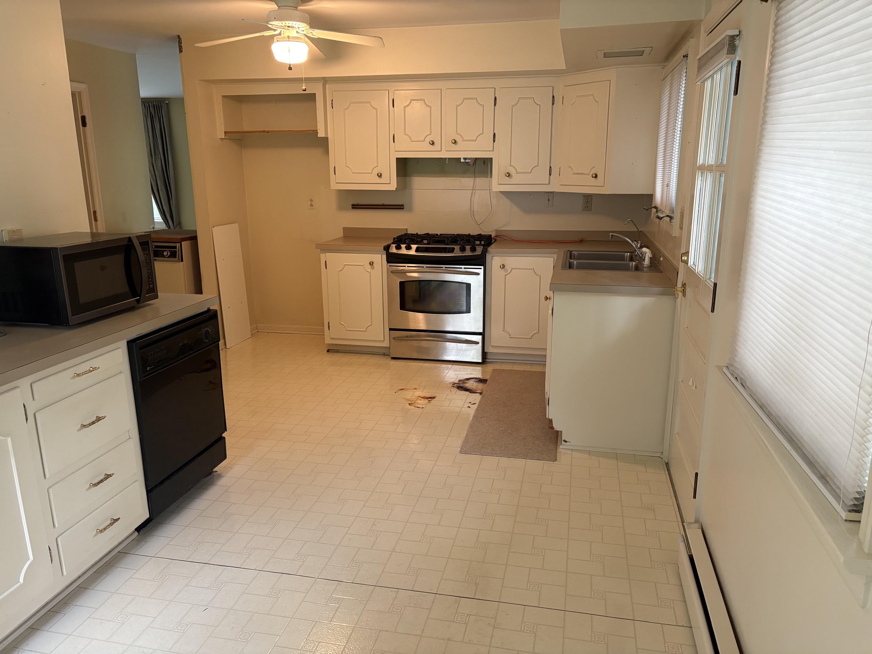 1249 NOVA DR, WAYNESBORO, Virginia 22980, 4 Bedrooms Bedrooms, ,2 BathroomsBathrooms,Residential,Golf Course Treasure,1249 NOVA DR,682241 MLS # 682241 1249 NOVA DR, WAYNESBORO, Virginia 22980, 4 Bedrooms Bedrooms, ,2 BathroomsBathrooms,Residential,Golf Course Treasure,1249 NOVA DR,682241 MLS # 682241