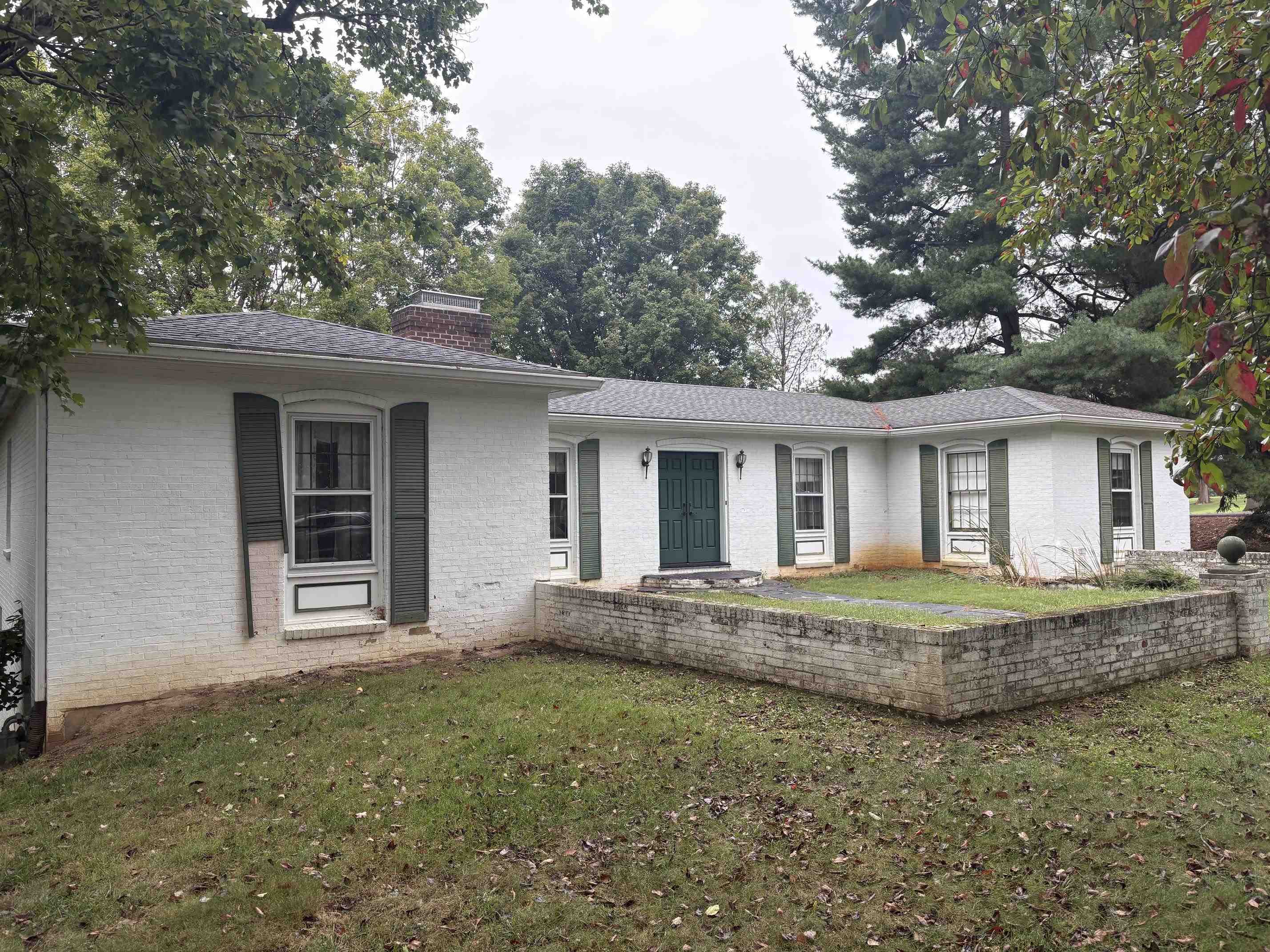 1249 NOVA DR, WAYNESBORO, Virginia 22980, 4 Bedrooms Bedrooms, ,2 BathroomsBathrooms,Residential,Golf Course Treasure,1249 NOVA DR,682241 MLS # 682241 1249 NOVA DR, WAYNESBORO, Virginia 22980, 4 Bedrooms Bedrooms, ,2 BathroomsBathrooms,Residential,Golf Course Treasure,1249 NOVA DR,682241 MLS # 682241
