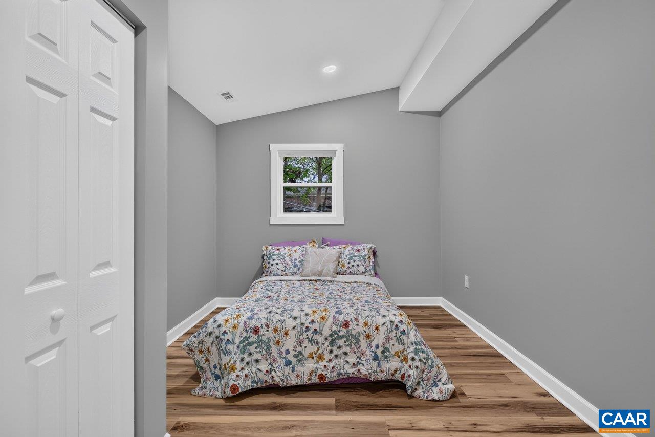 427 MONTGOMERY AVE, STAUNTON, Virginia 24401, 3 Bedrooms Bedrooms, ,2 BathroomsBathrooms,Residential,427 MONTGOMERY AVE,682244 MLS # 682244 427 MONTGOMERY AVE, STAUNTON, Virginia 24401, 3 Bedrooms Bedrooms, ,2 BathroomsBathrooms,Residential,427 MONTGOMERY AVE,682244 MLS # 682244