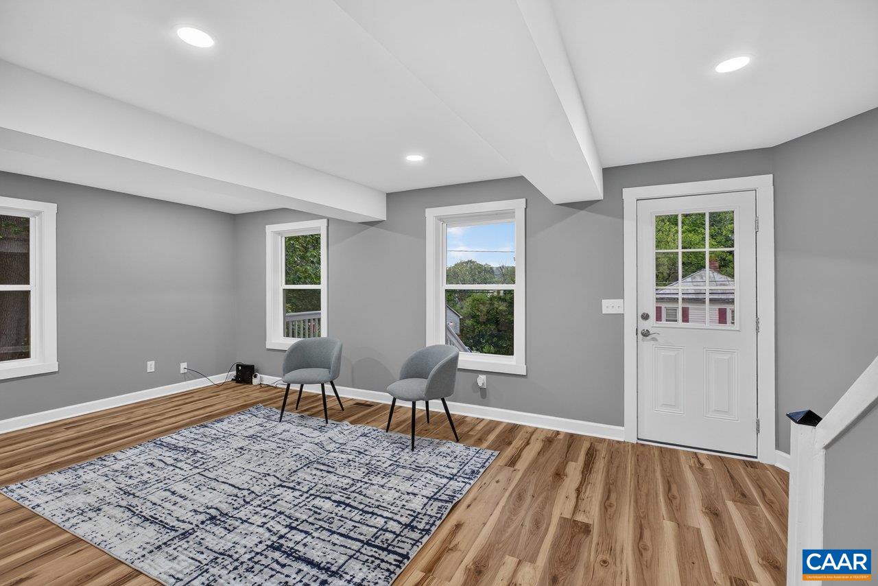 427 MONTGOMERY AVE, STAUNTON, Virginia 24401, 3 Bedrooms Bedrooms, ,2 BathroomsBathrooms,Residential,427 MONTGOMERY AVE,682244 MLS # 682244 427 MONTGOMERY AVE, STAUNTON, Virginia 24401, 3 Bedrooms Bedrooms, ,2 BathroomsBathrooms,Residential,427 MONTGOMERY AVE,682244 MLS # 682244
