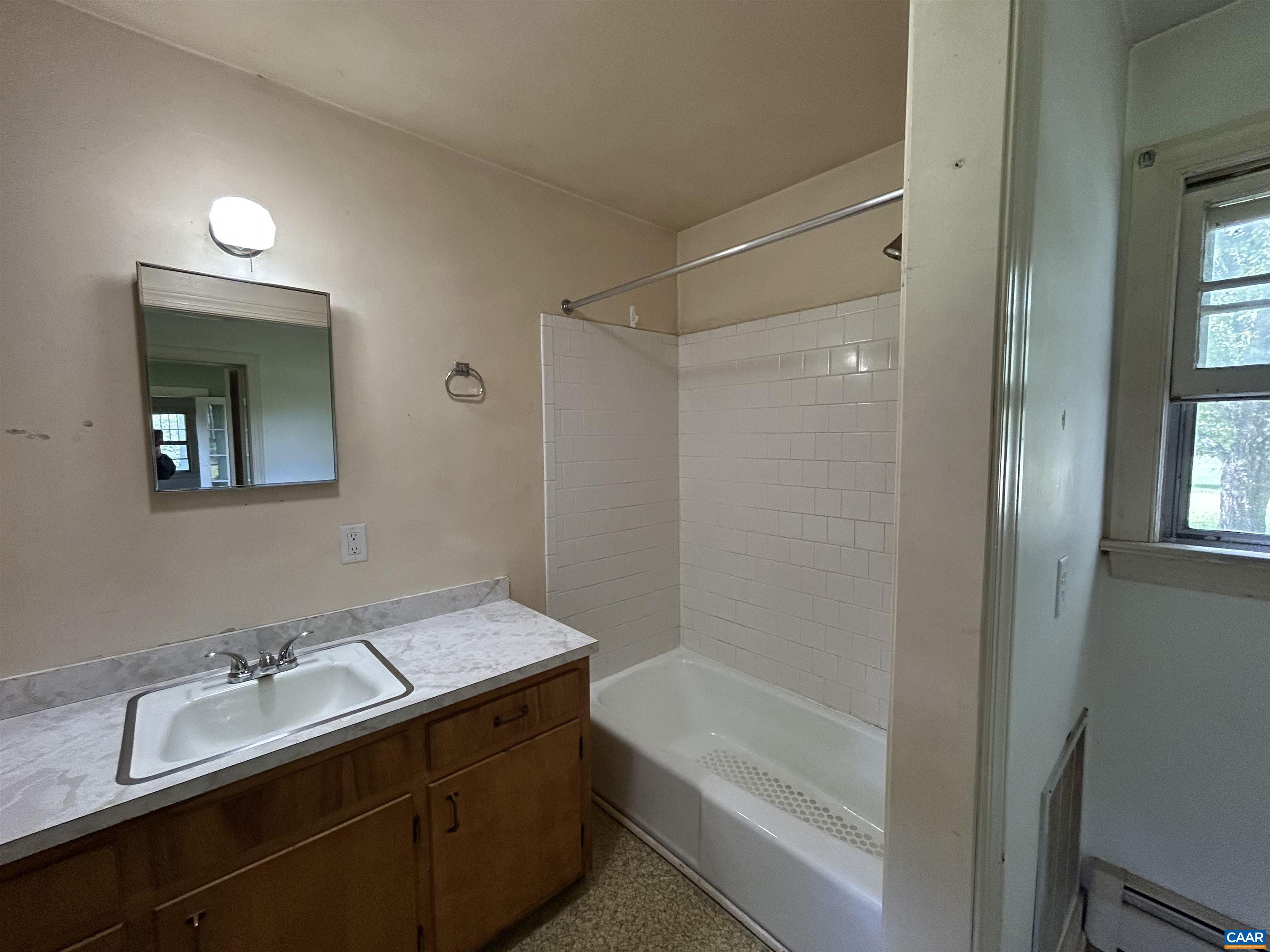 7892 BLENHEIM RD, SCOTTSVILLE, Virginia 24590, 3 Bedrooms Bedrooms, ,2 BathroomsBathrooms,Residential,7892 BLENHEIM RD,682247 MLS # 682247 7892 BLENHEIM RD, SCOTTSVILLE, Virginia 24590, 3 Bedrooms Bedrooms, ,2 BathroomsBathrooms,Residential,7892 BLENHEIM RD,682247 MLS # 682247
