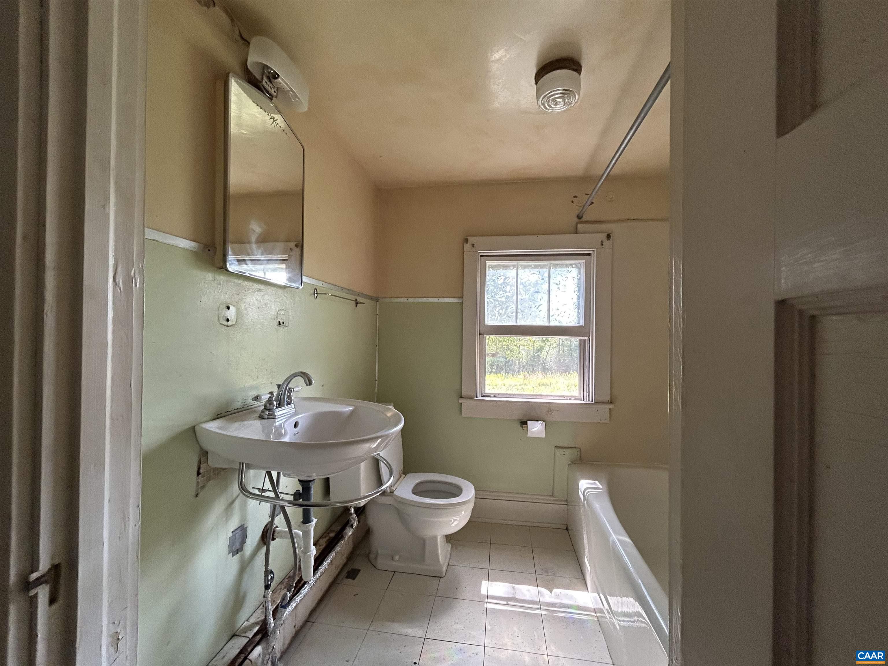 7892 BLENHEIM RD, SCOTTSVILLE, Virginia 24590, 3 Bedrooms Bedrooms, ,2 BathroomsBathrooms,Residential,7892 BLENHEIM RD,682247 MLS # 682247 7892 BLENHEIM RD, SCOTTSVILLE, Virginia 24590, 3 Bedrooms Bedrooms, ,2 BathroomsBathrooms,Residential,7892 BLENHEIM RD,682247 MLS # 682247
