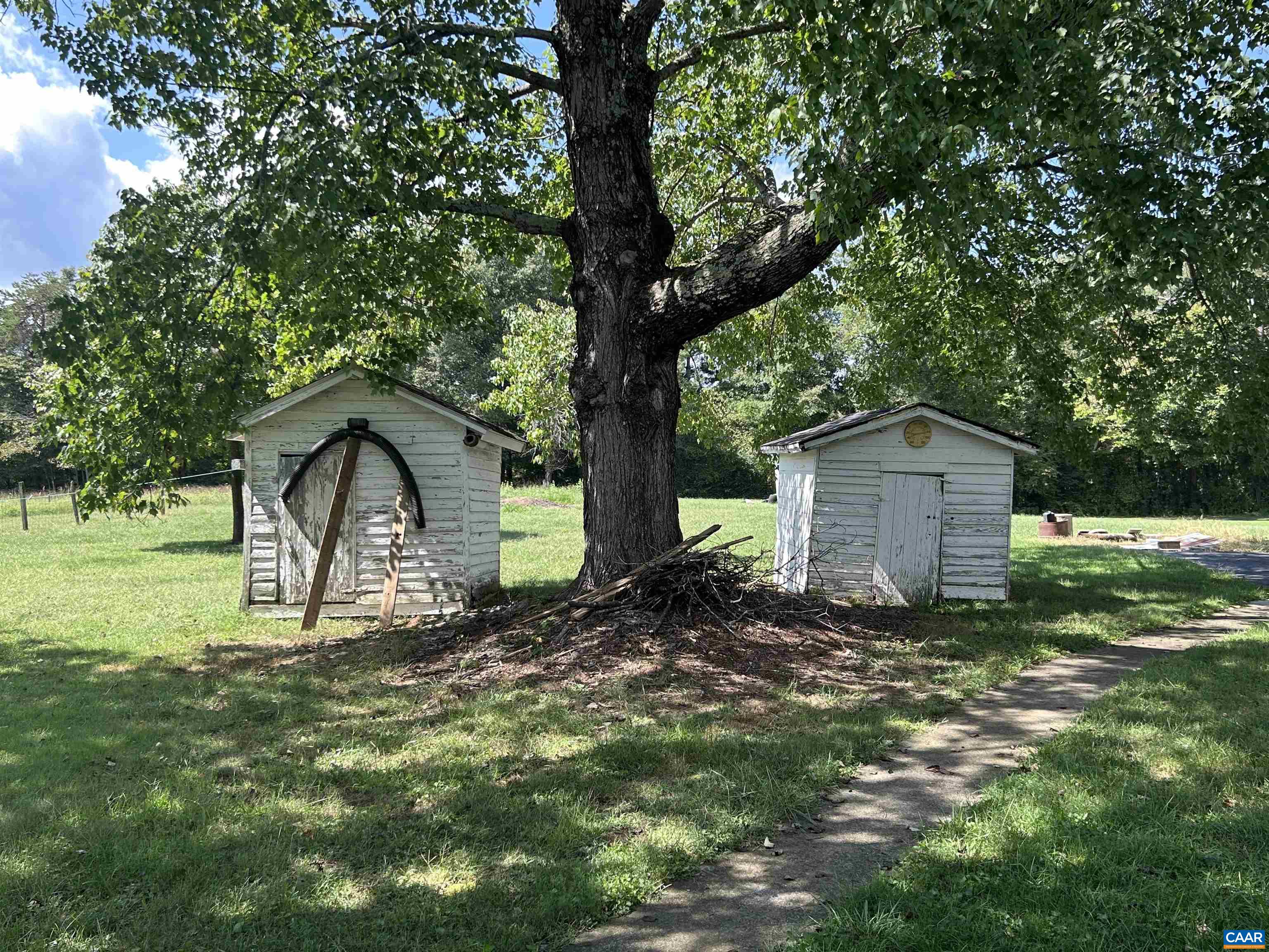 7892 BLENHEIM RD, SCOTTSVILLE, Virginia 24590, 3 Bedrooms Bedrooms, ,2 BathroomsBathrooms,Residential,7892 BLENHEIM RD,682247 MLS # 682247 7892 BLENHEIM RD, SCOTTSVILLE, Virginia 24590, 3 Bedrooms Bedrooms, ,2 BathroomsBathrooms,Residential,7892 BLENHEIM RD,682247 MLS # 682247