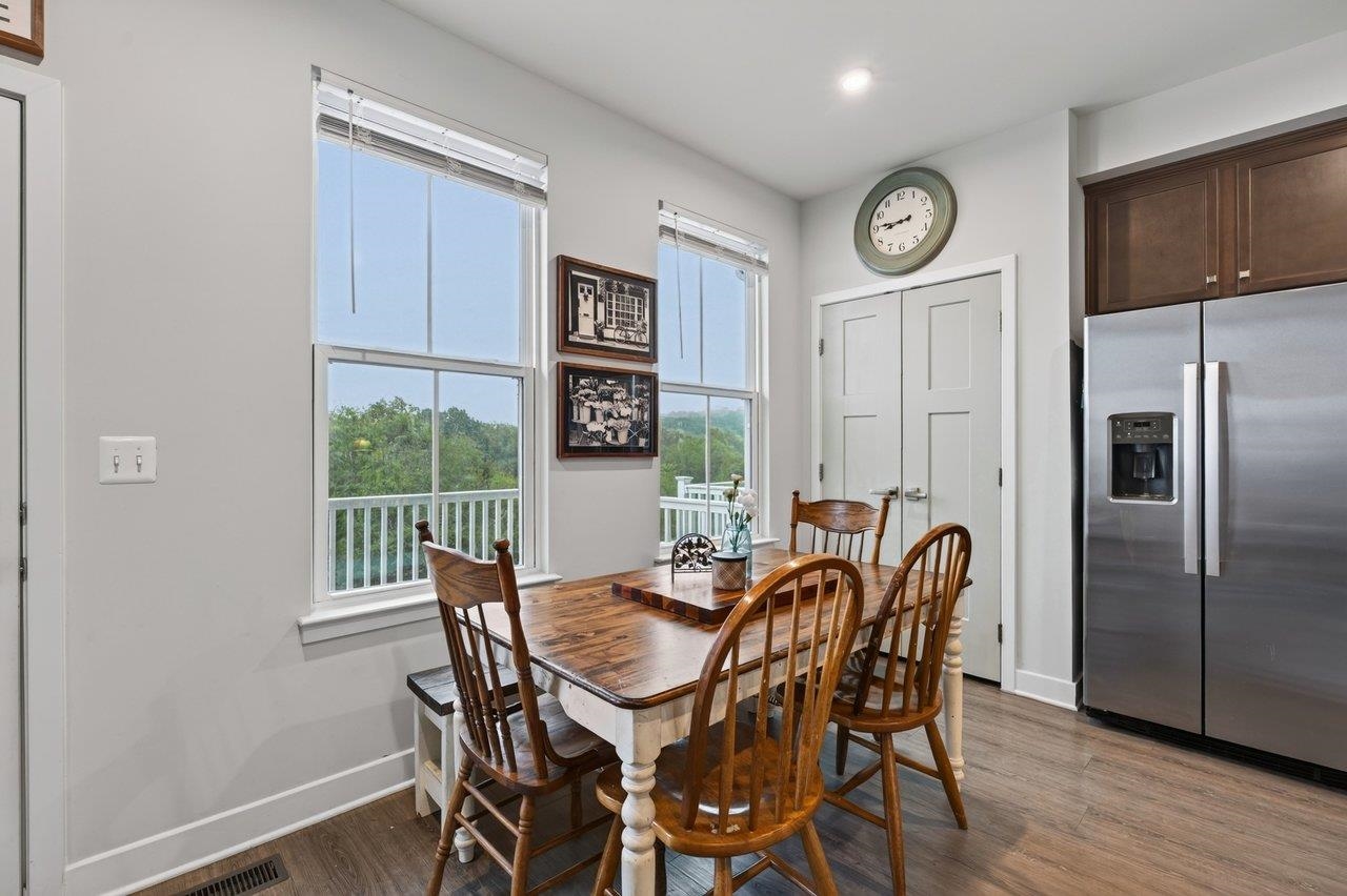 4571 DRYSDALE ST, ROCKINGHAM, Virginia 22801, 3 Bedrooms Bedrooms, ,2 BathroomsBathrooms,Residential,4571 DRYSDALE ST,682248 MLS # 682248 4571 DRYSDALE ST, ROCKINGHAM, Virginia 22801, 3 Bedrooms Bedrooms, ,2 BathroomsBathrooms,Residential,4571 DRYSDALE ST,682248 MLS # 682248