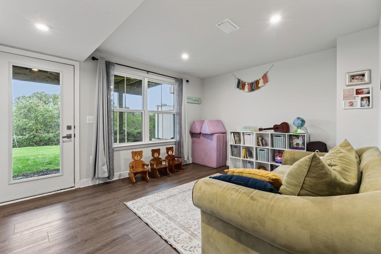 4571 DRYSDALE ST, ROCKINGHAM, Virginia 22801, 3 Bedrooms Bedrooms, ,2 BathroomsBathrooms,Residential,4571 DRYSDALE ST,682248 MLS # 682248 4571 DRYSDALE ST, ROCKINGHAM, Virginia 22801, 3 Bedrooms Bedrooms, ,2 BathroomsBathrooms,Residential,4571 DRYSDALE ST,682248 MLS # 682248