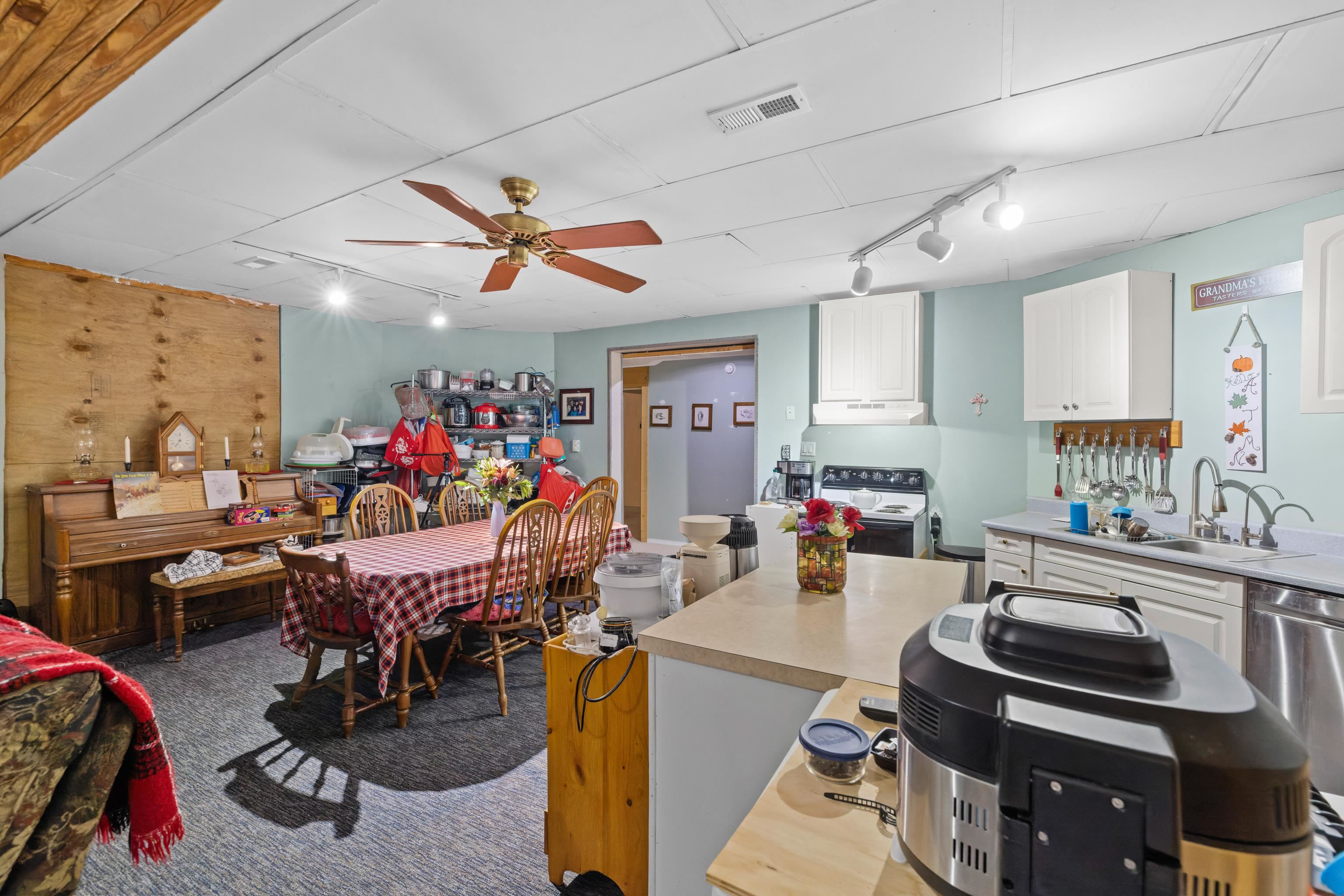291 MILL LANE RD, STAUNTON, Virginia 24401, 2 Bedrooms Bedrooms, ,1 BathroomBathrooms,Residential,291 MILL LANE RD,682251 MLS # 682251 291 MILL LANE RD, STAUNTON, Virginia 24401, 2 Bedrooms Bedrooms, ,1 BathroomBathrooms,Residential,291 MILL LANE RD,682251 MLS # 682251