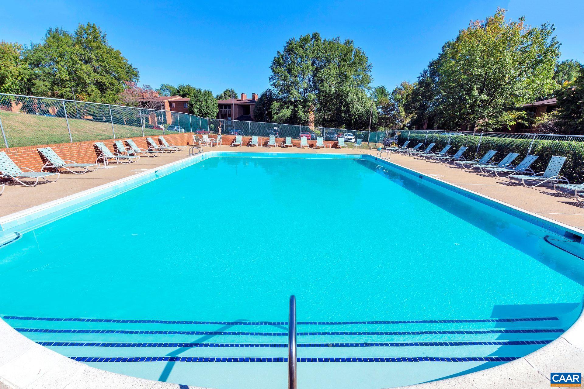 101 TURTLE CREEK RD, CHARLOTTESVILLE, Virginia 22901, 2 Bedrooms Bedrooms, ,2 BathroomsBathrooms,Residential,101 TURTLE CREEK RD,682261 MLS # 682261