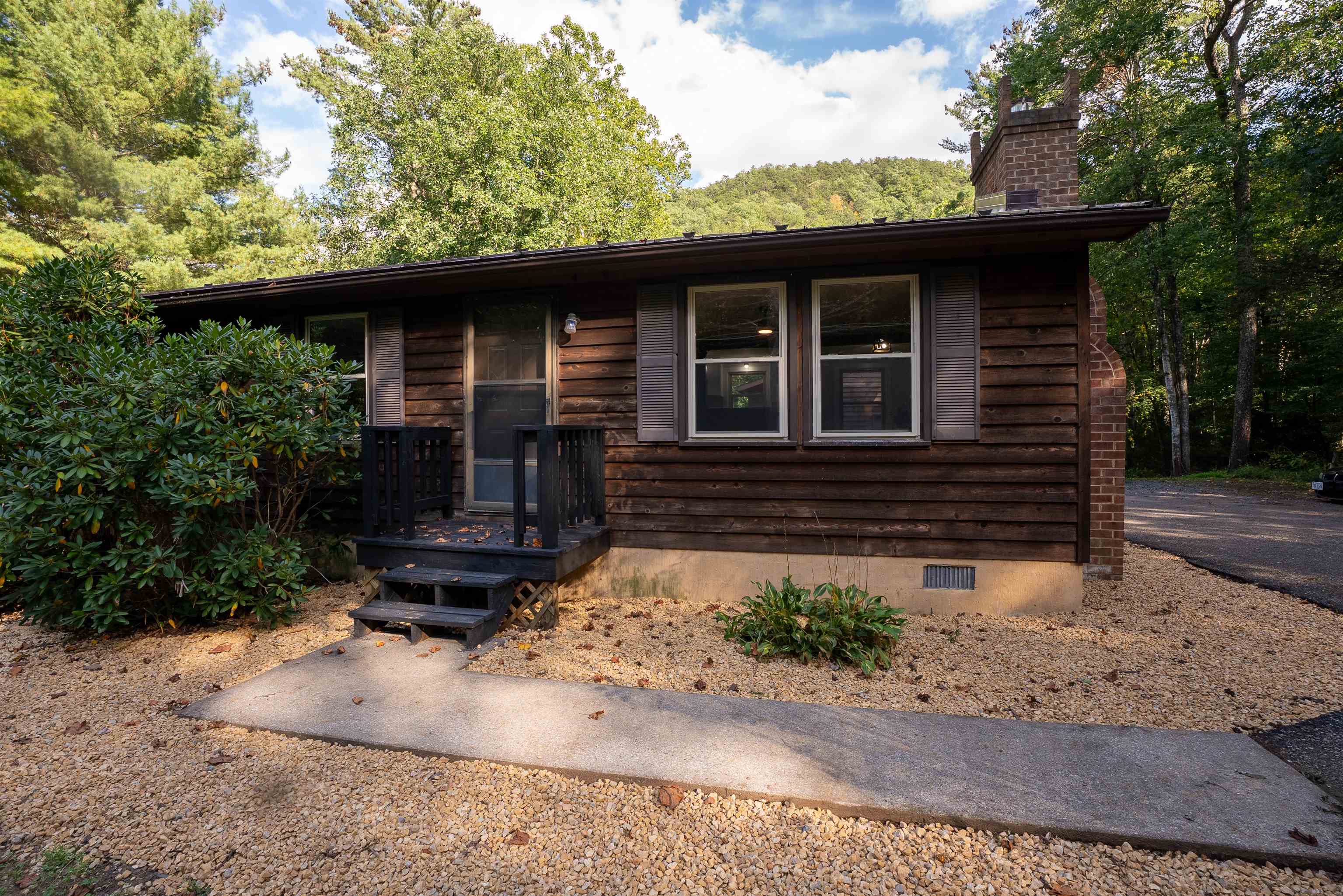 9429 BRIERY BRANCH RD, DAYTON, Virginia 22821, 3 Bedrooms Bedrooms, ,2 BathroomsBathrooms,Residential,9429 BRIERY BRANCH RD,682035 MLS # 682035 9429 BRIERY BRANCH RD, DAYTON, Virginia 22821, 3 Bedrooms Bedrooms, ,2 BathroomsBathrooms,Residential,9429 BRIERY BRANCH RD,682035 MLS # 682035