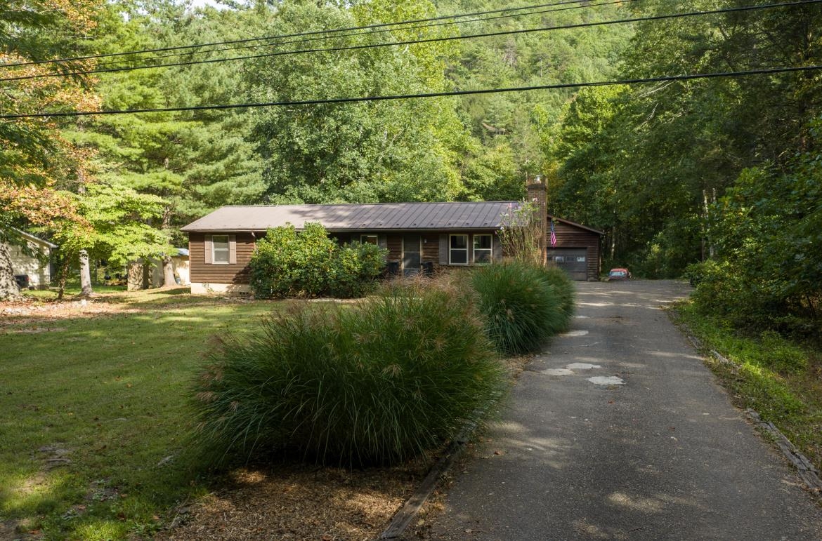 9429 BRIERY BRANCH RD, DAYTON, Virginia 22821, 3 Bedrooms Bedrooms, ,2 BathroomsBathrooms,Residential,9429 BRIERY BRANCH RD,682035 MLS # 682035 9429 BRIERY BRANCH RD, DAYTON, Virginia 22821, 3 Bedrooms Bedrooms, ,2 BathroomsBathrooms,Residential,9429 BRIERY BRANCH RD,682035 MLS # 682035