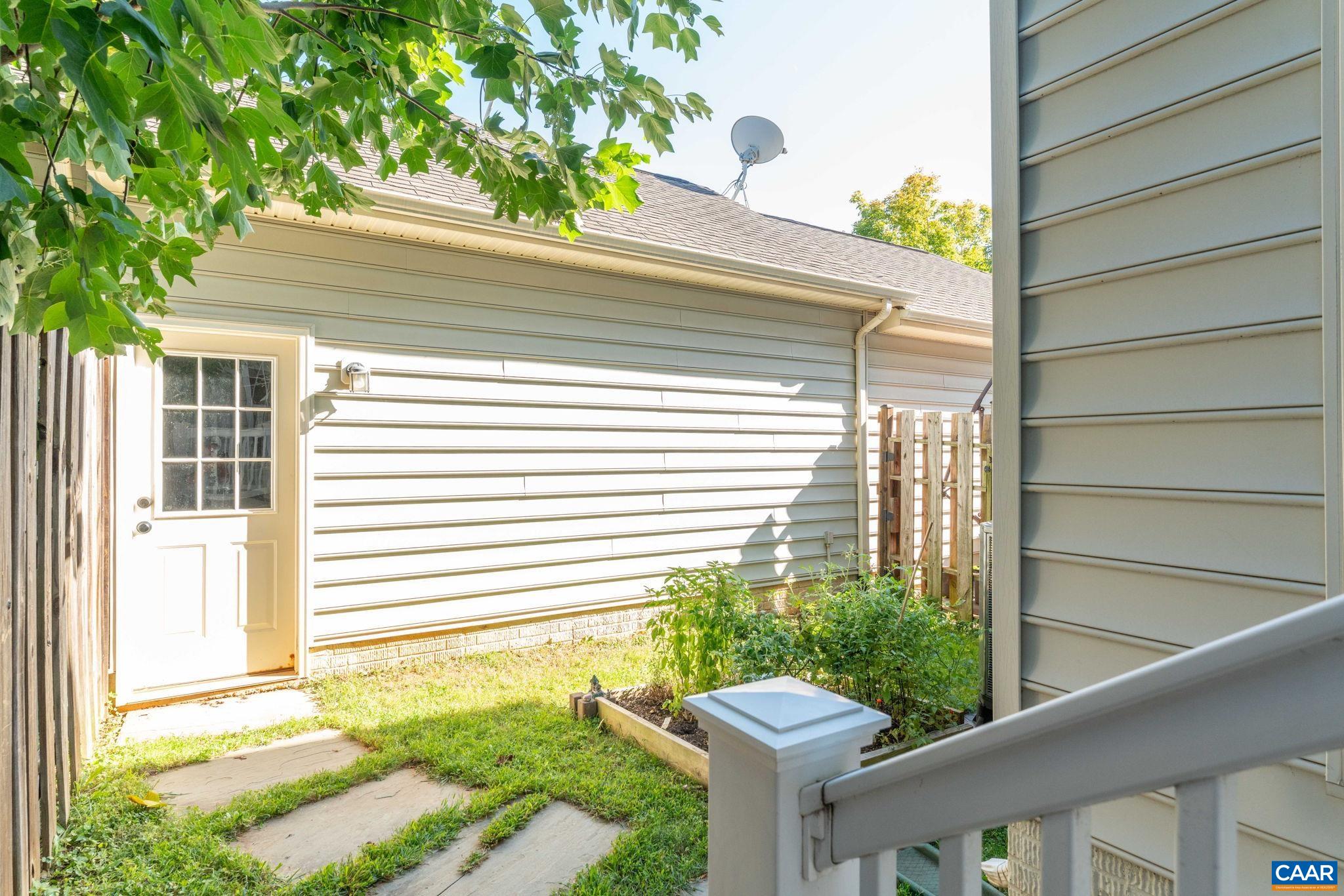 2349 ABINGTON DR, CHARLOTTESVILLE, Virginia 22911, 4 Bedrooms Bedrooms, ,3 BathroomsBathrooms,Residential,2349 ABINGTON DR,682162 MLS # 682162