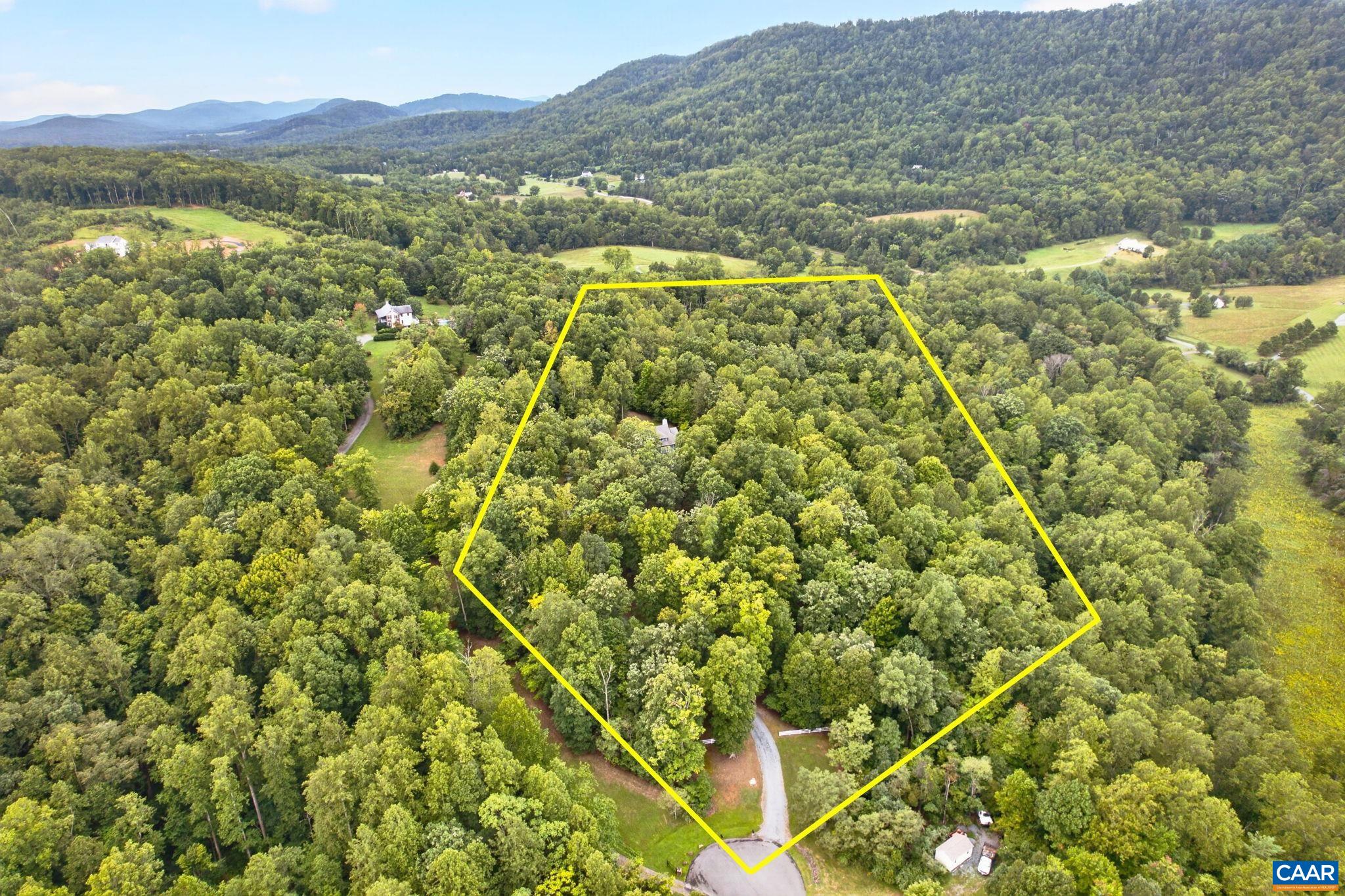 2483 POPLAR DR, CHARLOTTESVILLE, Virginia 22903, 4 Bedrooms Bedrooms, ,3 BathroomsBathrooms,Residential,2483 POPLAR DR,682184 MLS # 682184
