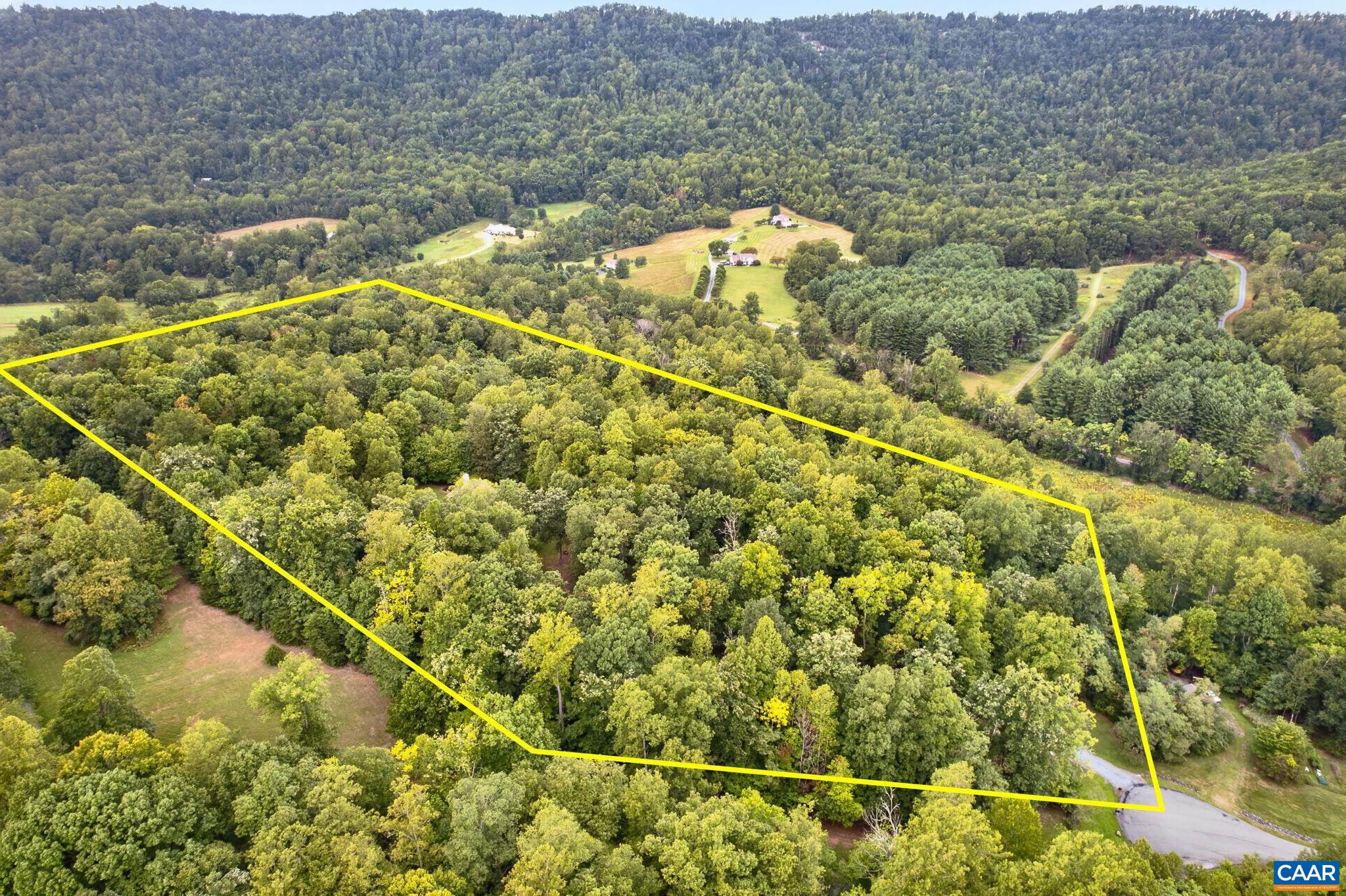 2483 POPLAR DR, CHARLOTTESVILLE, Virginia 22903, 4 Bedrooms Bedrooms, ,3 BathroomsBathrooms,Residential,2483 POPLAR DR,682184 MLS # 682184