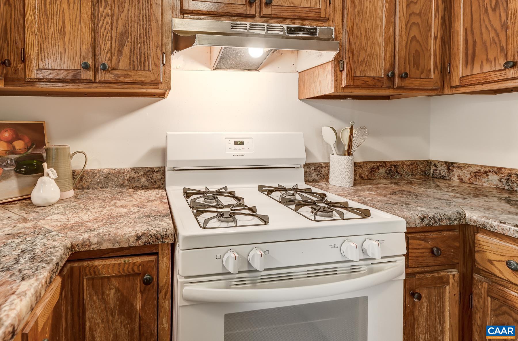 Gas range