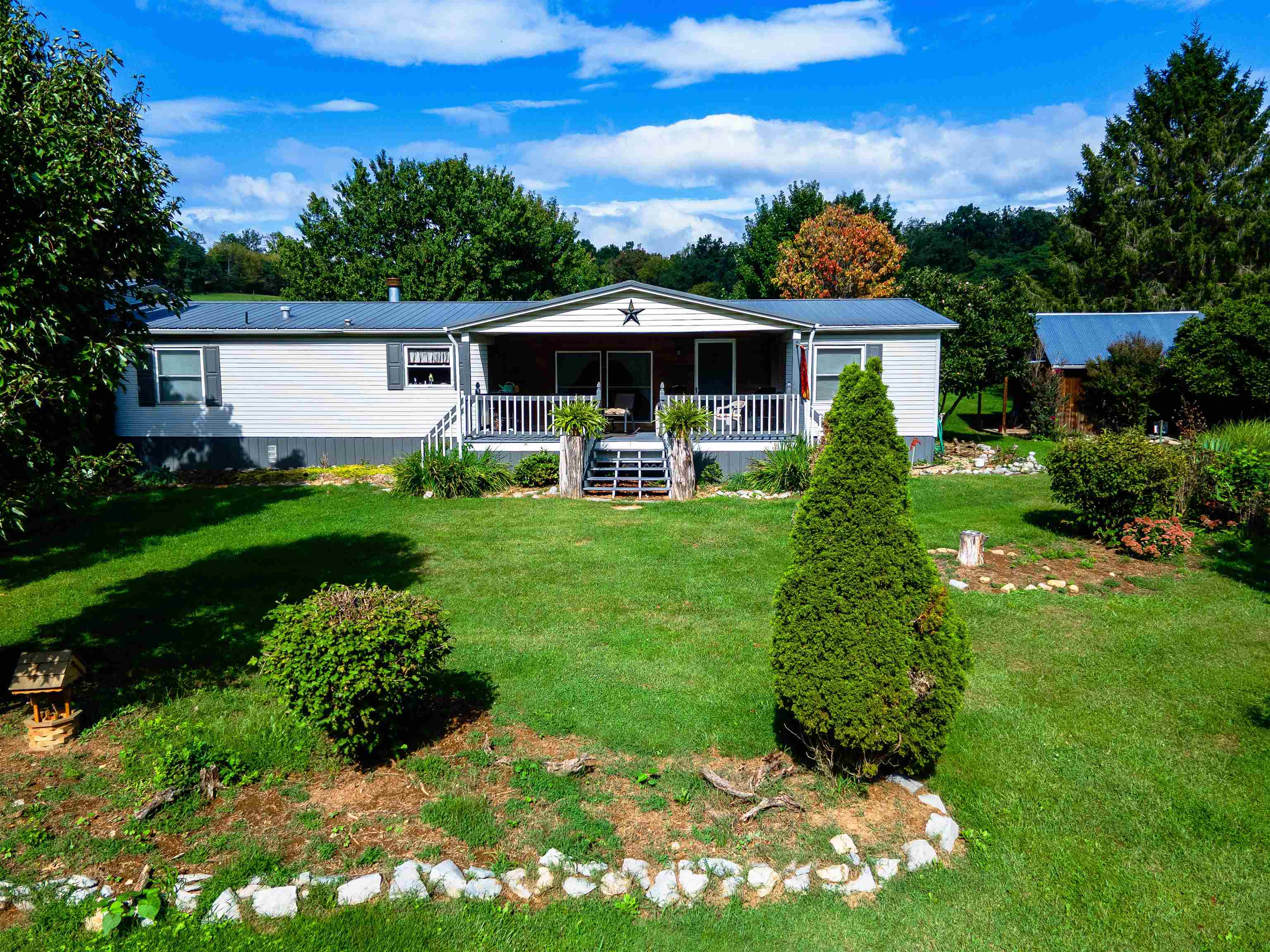 5904 SPRING HILL RD, BRIDGEWATER, Virginia 22812, 3 Bedrooms Bedrooms, ,2 BathroomsBathrooms,Residential,Wakilo Farm,5904 SPRING HILL RD,682109 MLS # 682109 5904 SPRING HILL RD, BRIDGEWATER, Virginia 22812, 3 Bedrooms Bedrooms, ,2 BathroomsBathrooms,Residential,Wakilo Farm,5904 SPRING HILL RD,682109 MLS # 682109